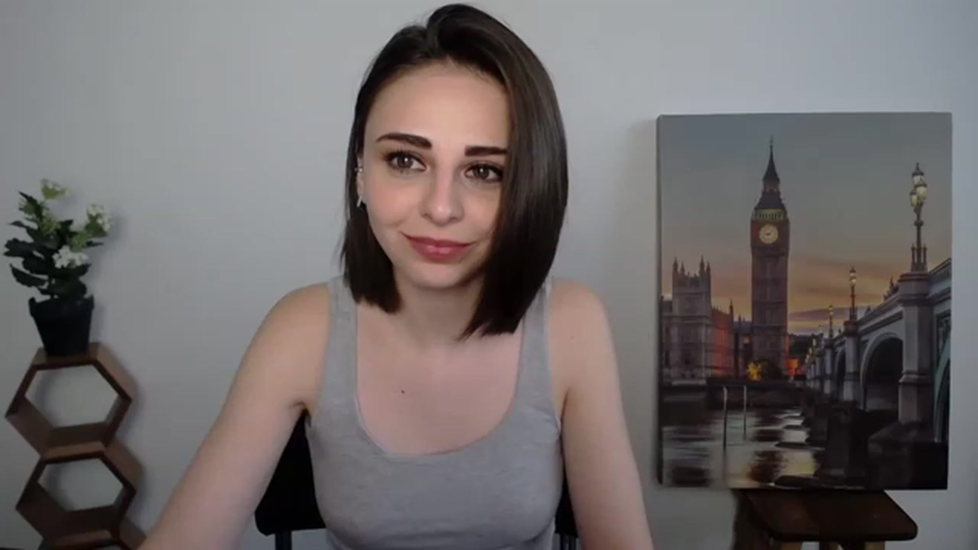 Gallery image thumbnail from Tetti_Korti's myfreecams stream on, 11/23/2022, 11:53 image 11 of 20
