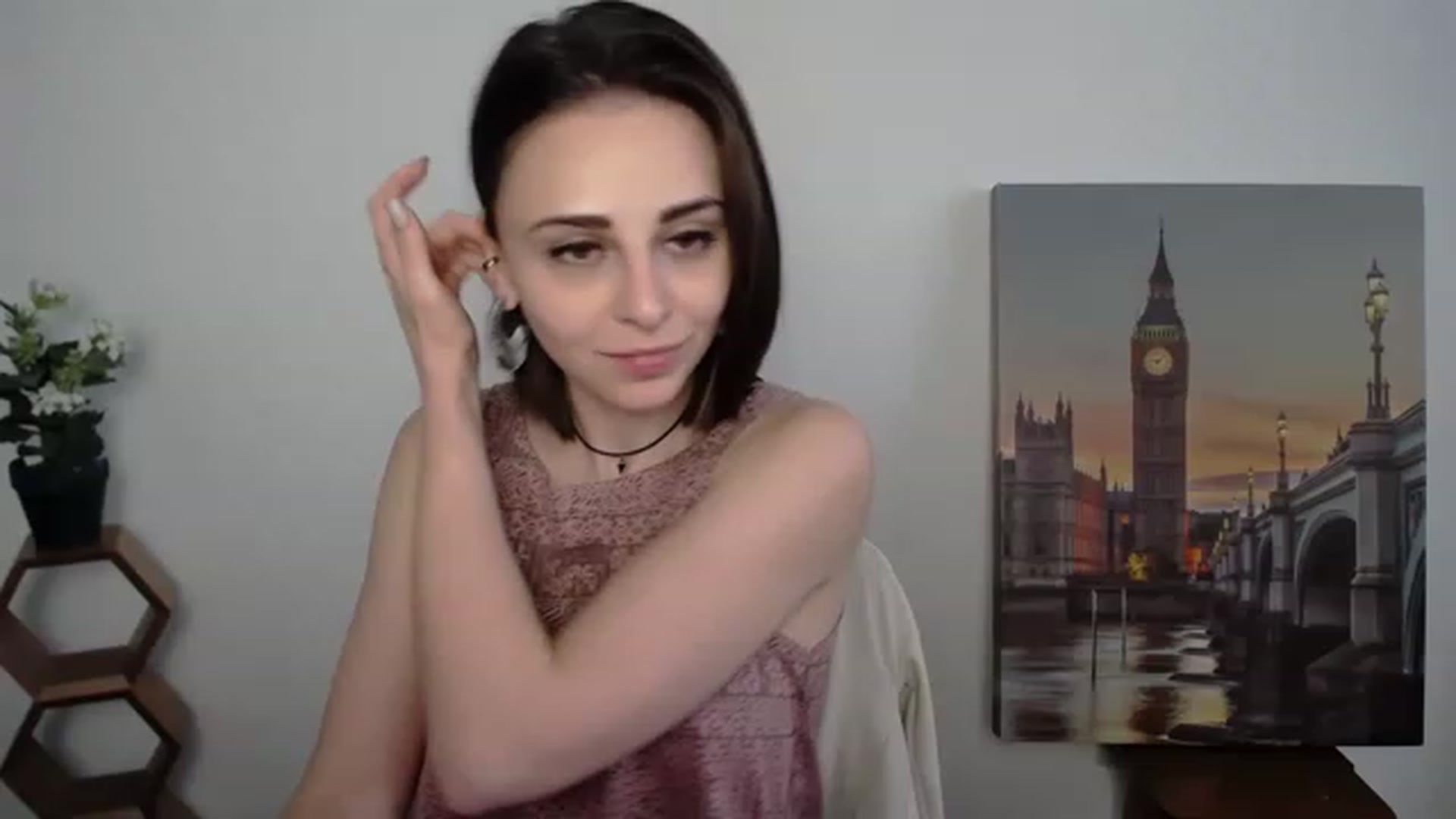Gallery image thumbnail from Tetti_Korti's myfreecams stream on, 11/27/2022, 13:03 image 3 of 20
