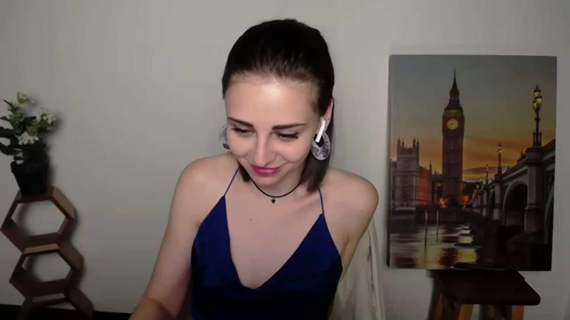 Gallery image thumbnail from Tetti_Korti's myfreecams stream on, 11/27/2022, 15:06 image 14 of 20