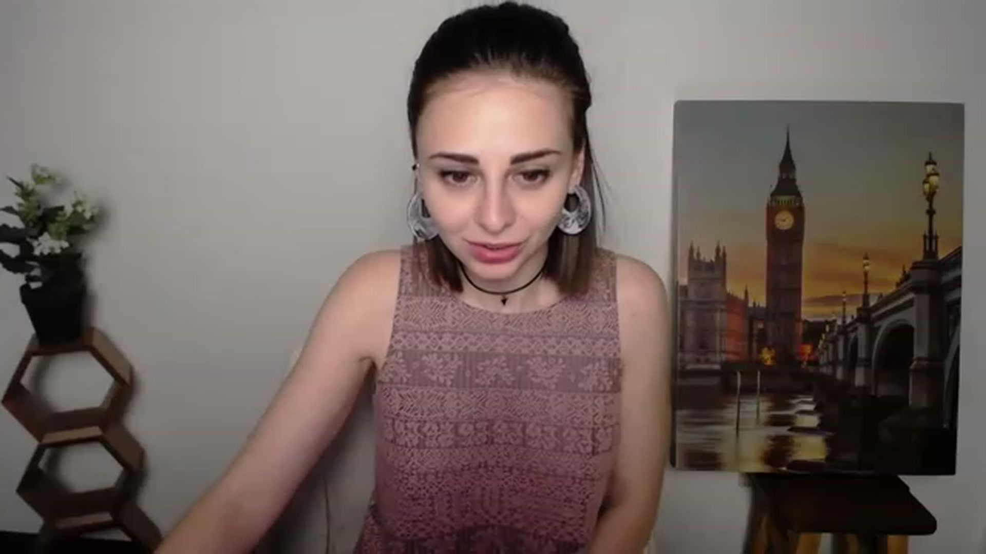 Gallery image thumbnail from Tetti_Korti's myfreecams stream on, 11/27/2022, 15:40 image 12 of 20