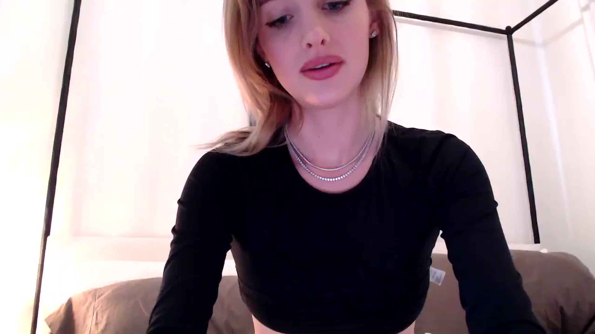 Gallery image thumbnail from TexasReed's myfreecams stream on, 12/09/2025, 20:11 image 8 of 20