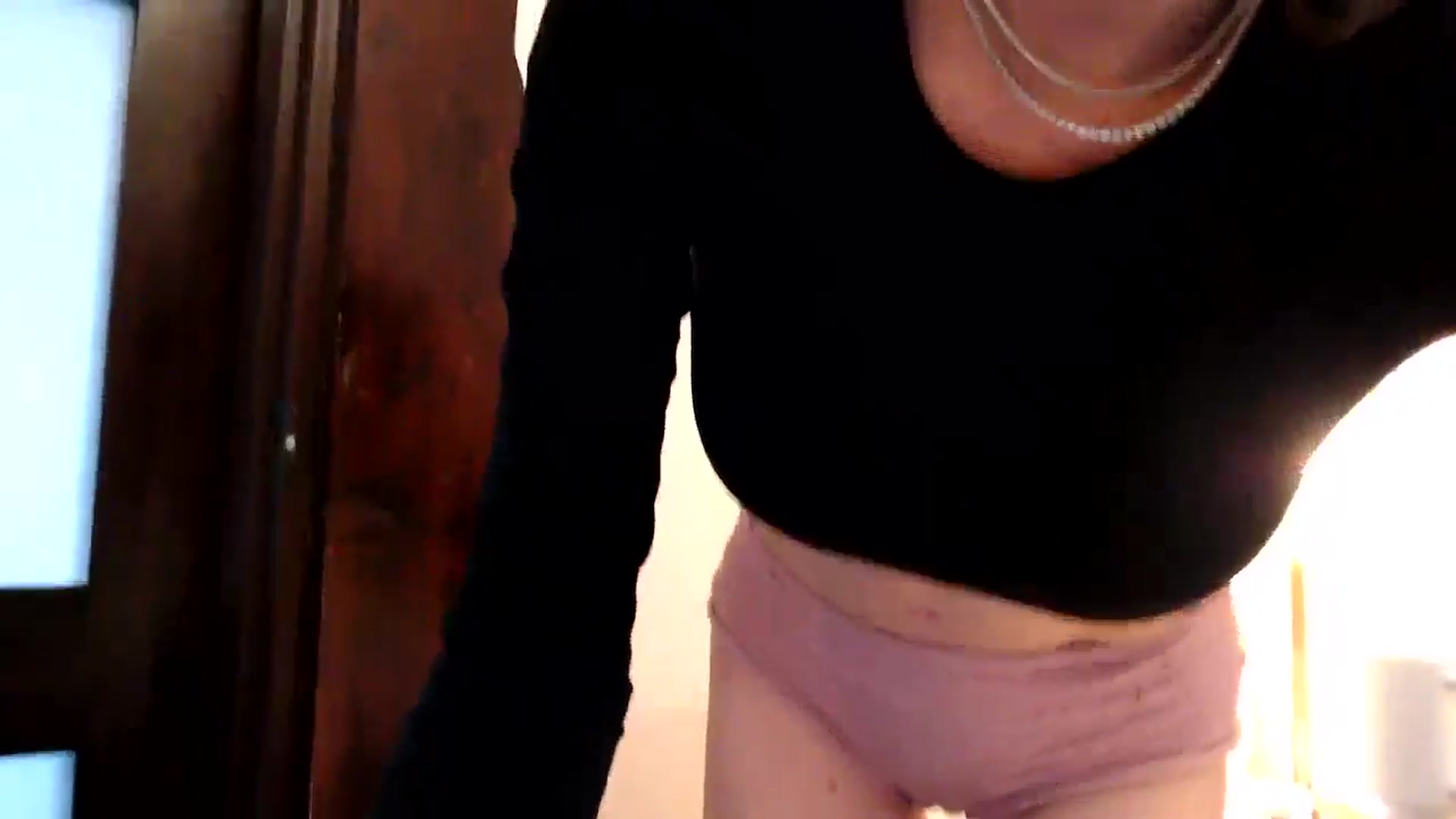 Gallery image thumbnail from TexasReed's myfreecams stream on, 12/09/2025, 22:09 image 3 of 20