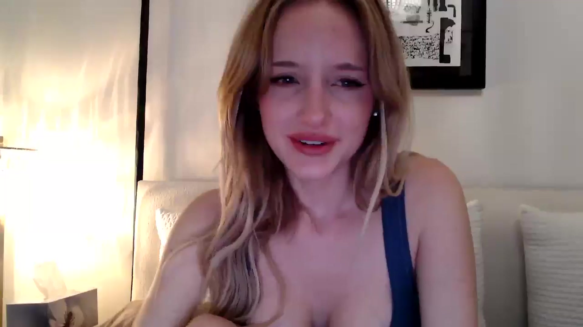 Gallery image thumbnail from TexasReed's myfreecams stream on, 12/20/2025, 07:10 image 2 of 20