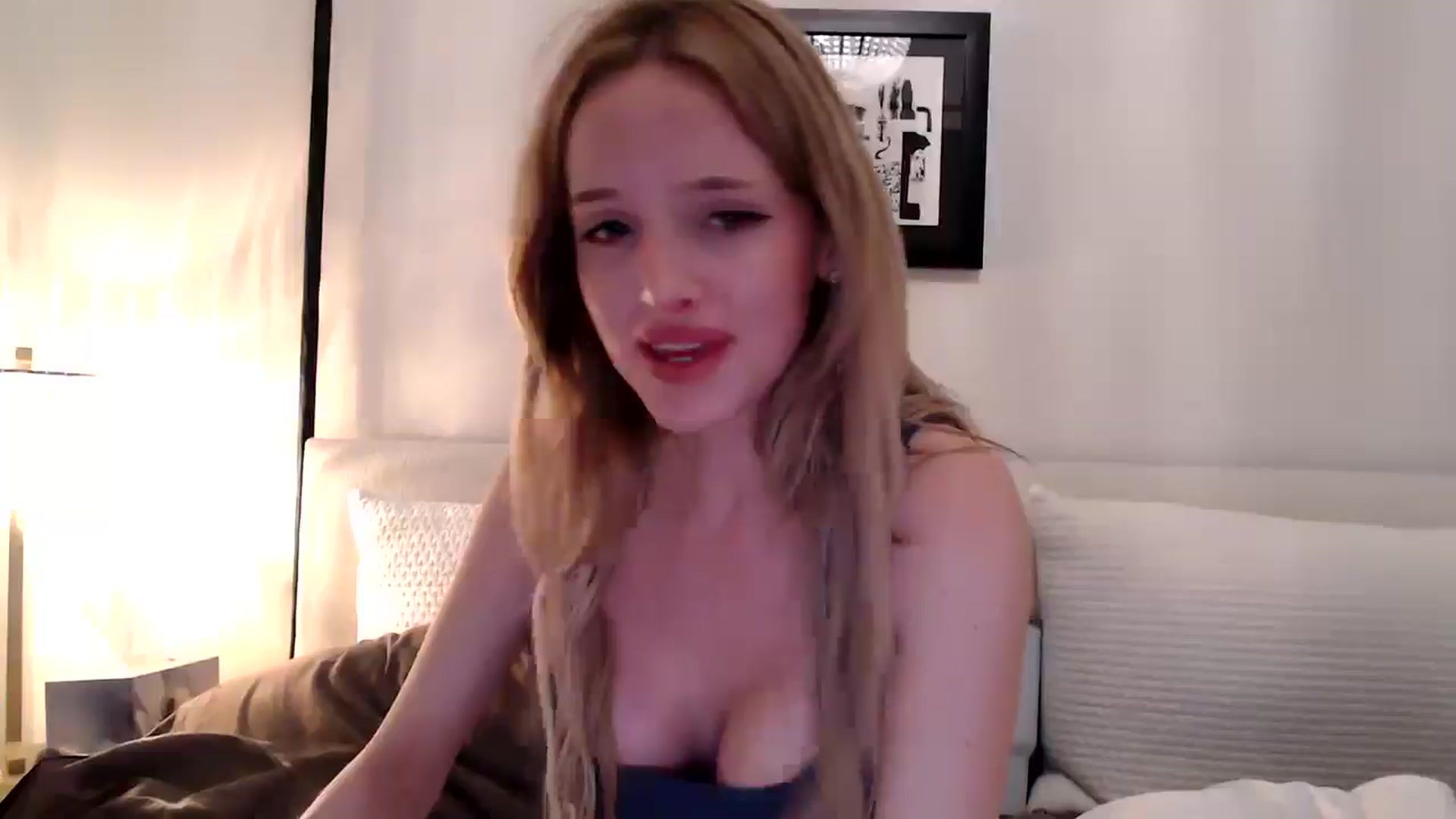 Gallery image thumbnail from TexasReed's myfreecams stream on, 12/20/2025, 07:56 image 6 of 20