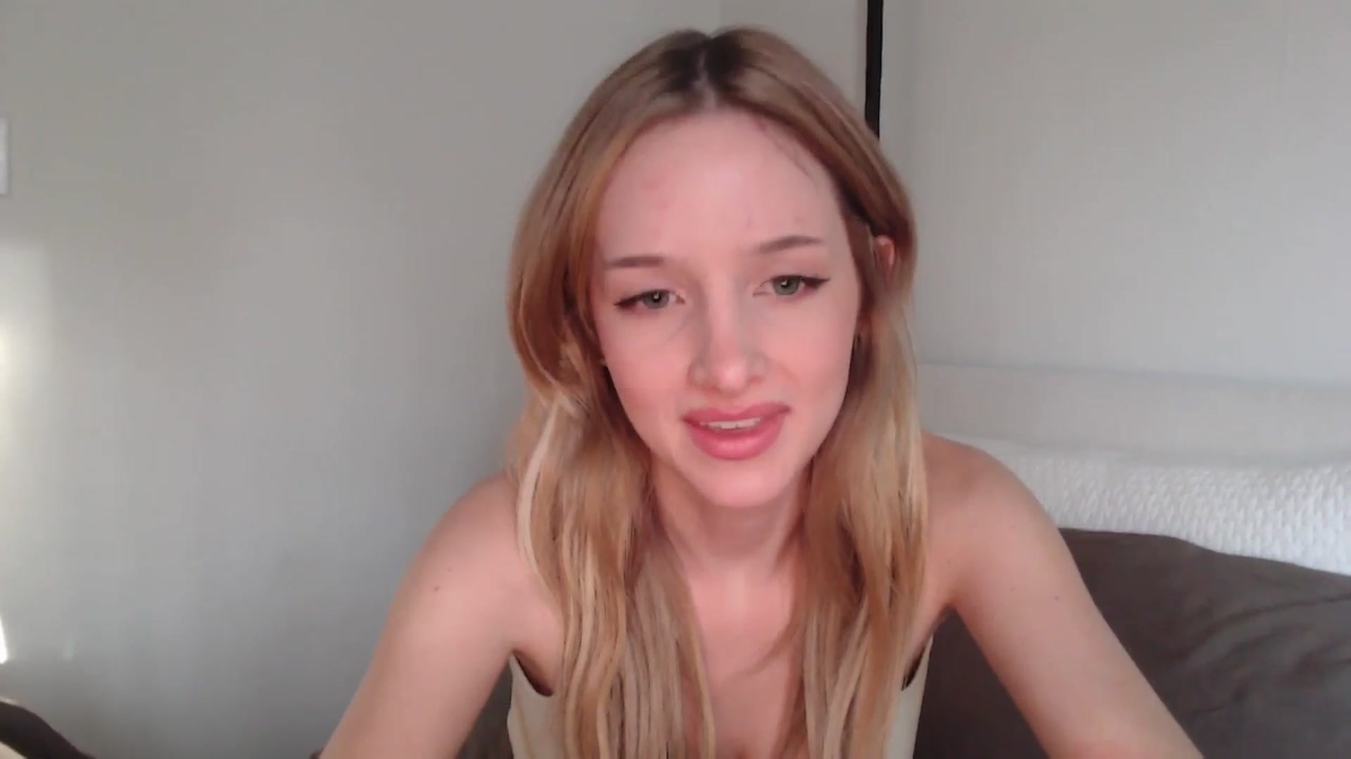 Gallery image thumbnail from TexasReed's myfreecams stream on, 12/27/2025, 21:00 image 5 of 20