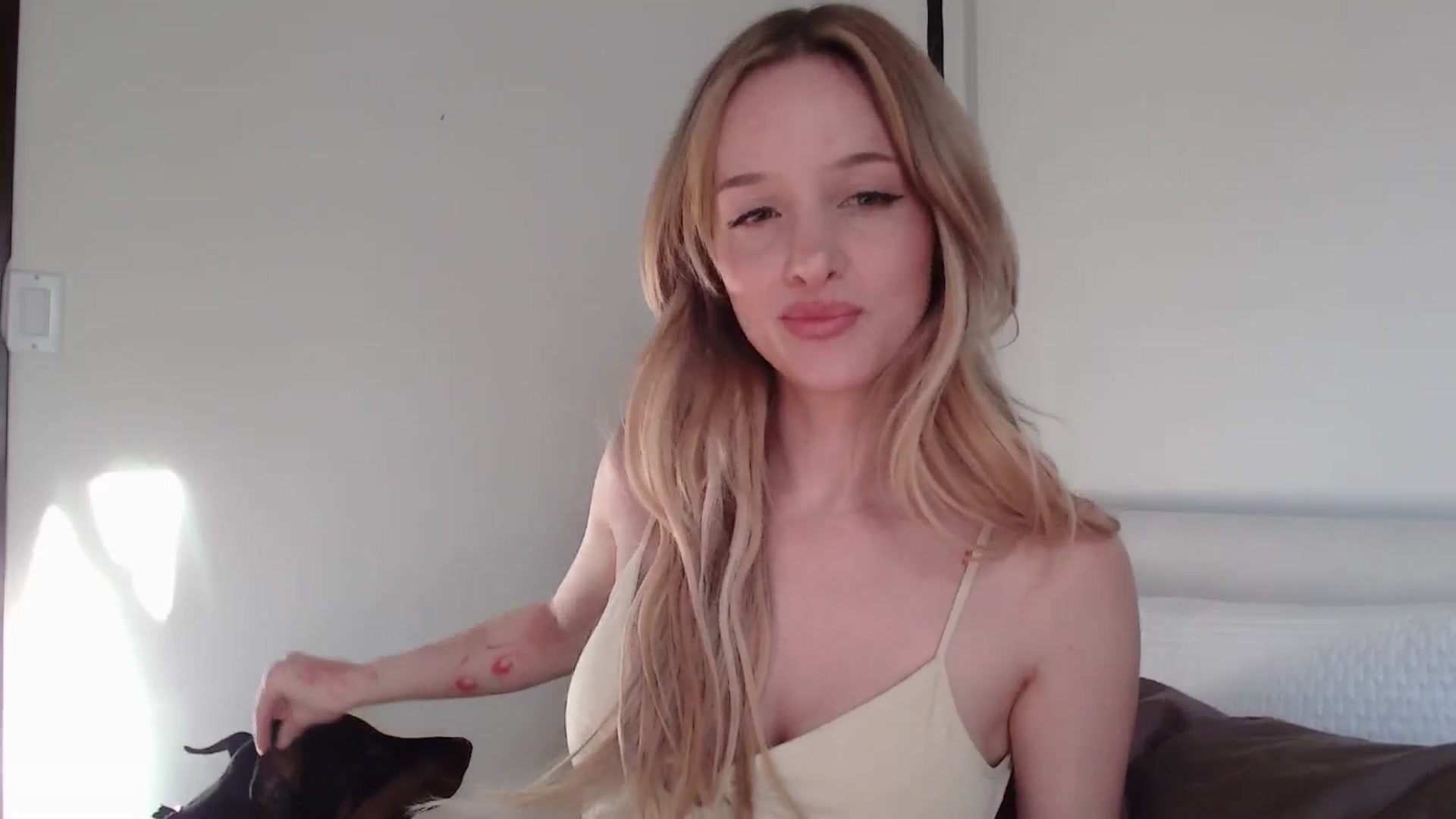 Gallery image thumbnail from TexasReed's myfreecams stream on, 12/27/2025, 21:00 image 11 of 20