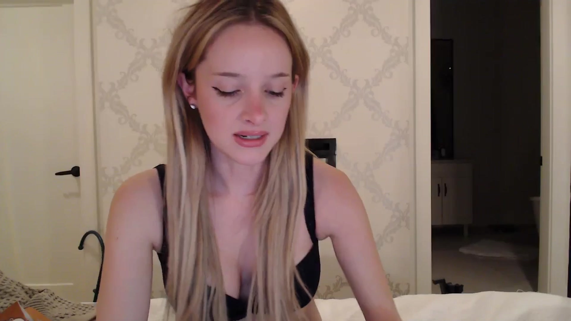 Gallery image thumbnail from TexasReed's myfreecams stream on, 01/04/2026, 09:04 image 3 of 20