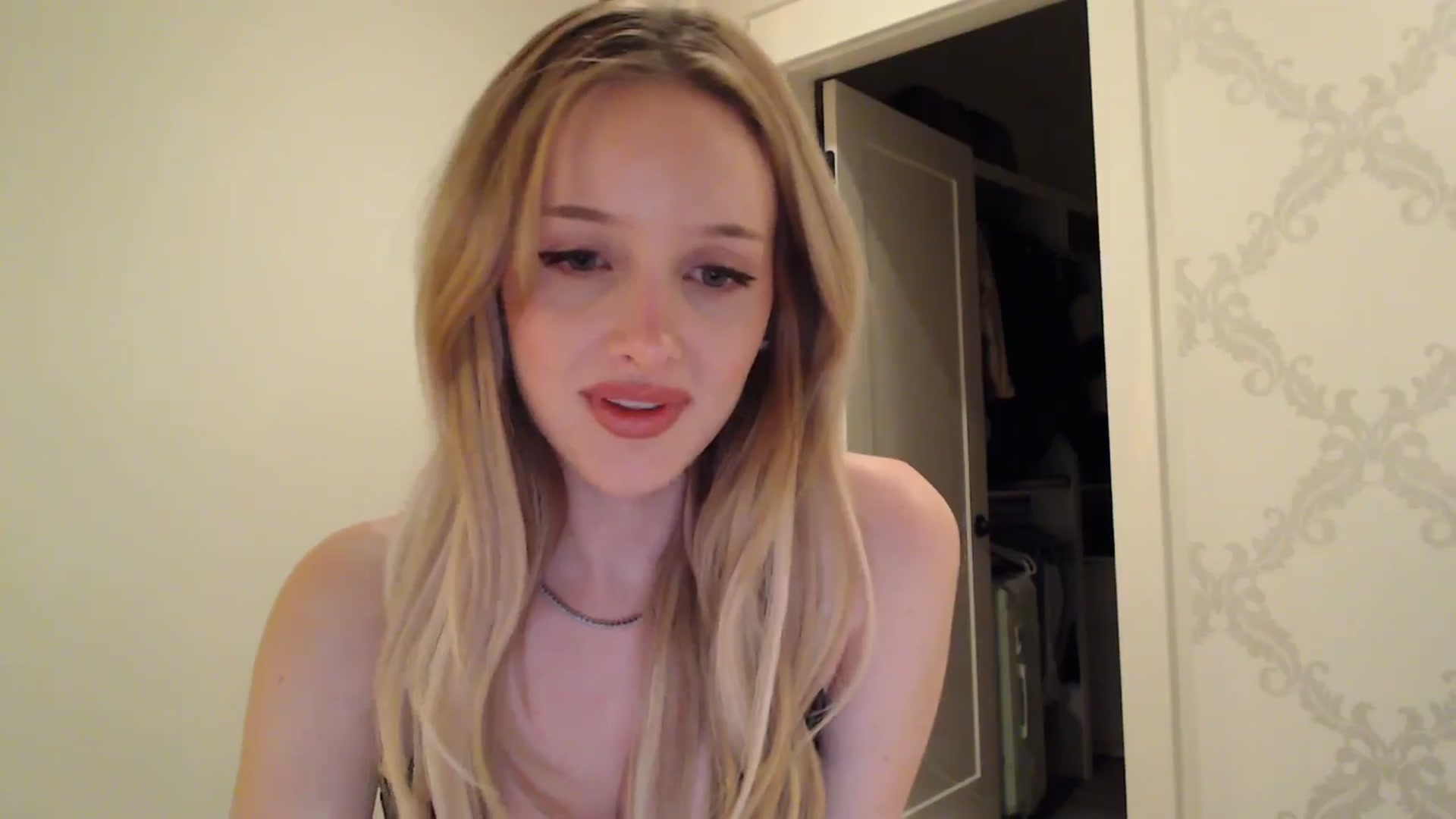 Gallery image thumbnail from TexasReed's myfreecams stream on, 01/07/2026, 08:39 image 13 of 20