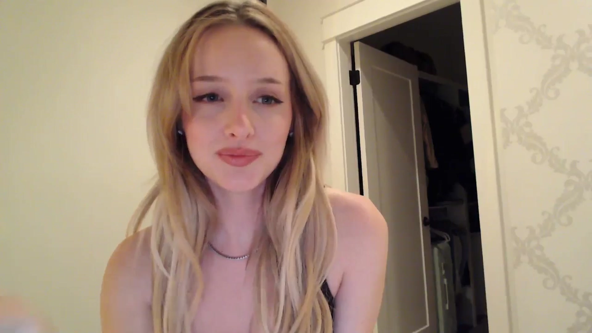 Gallery image thumbnail from TexasReed's myfreecams stream on, 01/07/2026, 08:39 image 12 of 20