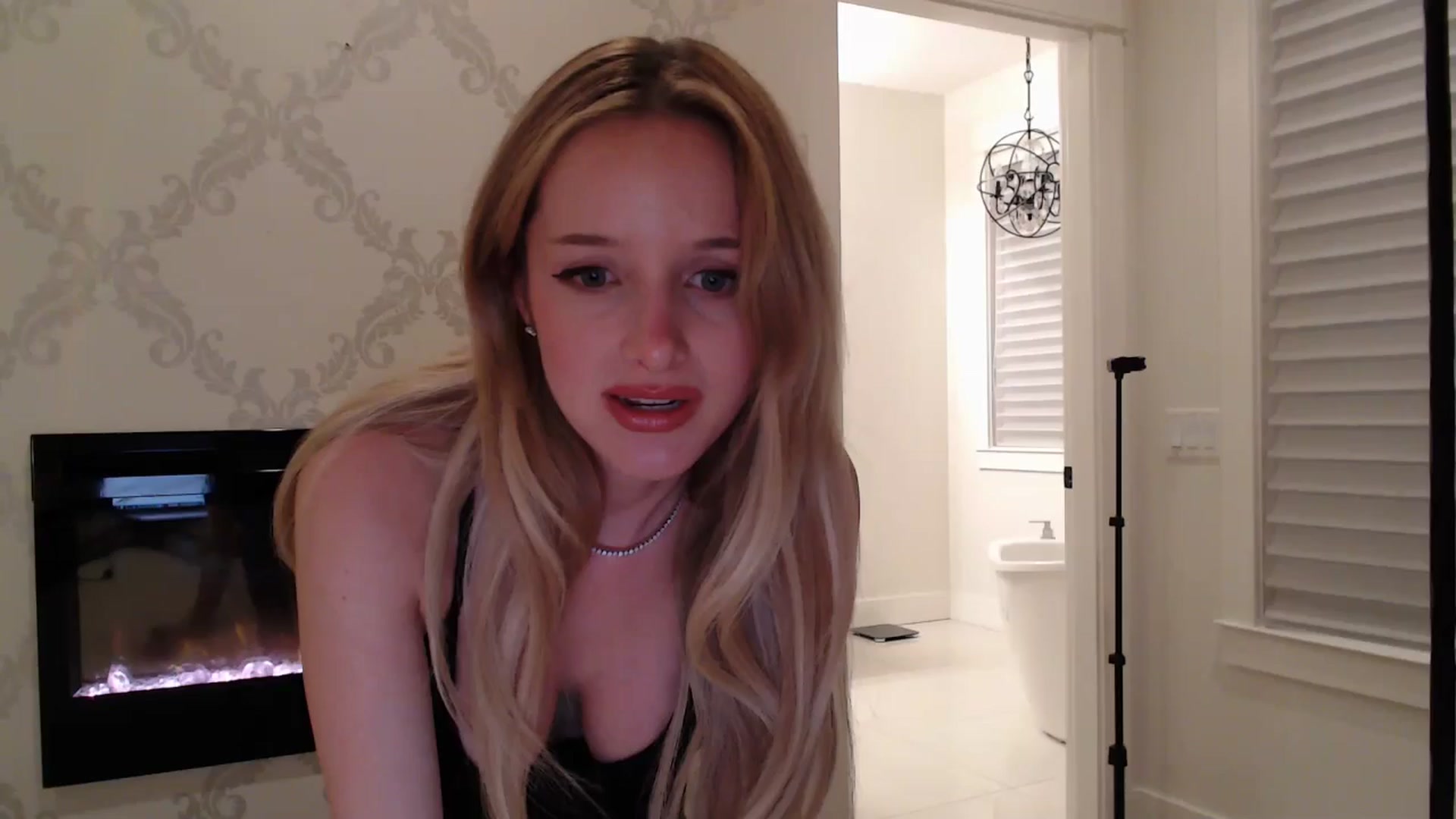 Gallery image thumbnail from TexasReed's myfreecams stream on, 01/07/2026, 08:39 image 1 of 20
