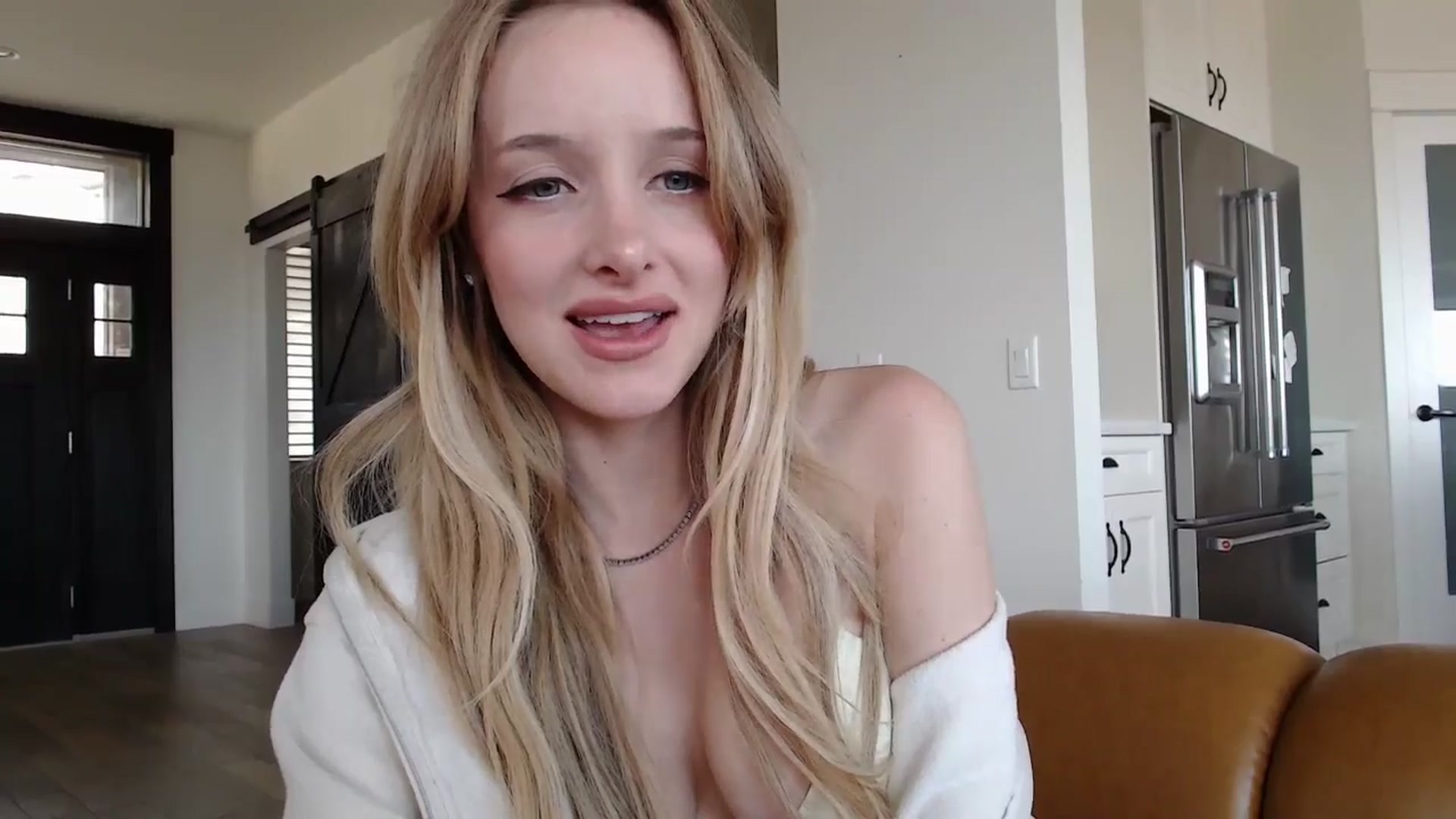 Gallery image thumbnail from TexasReed's myfreecams stream on, 01/07/2026, 20:53 image 7 of 20