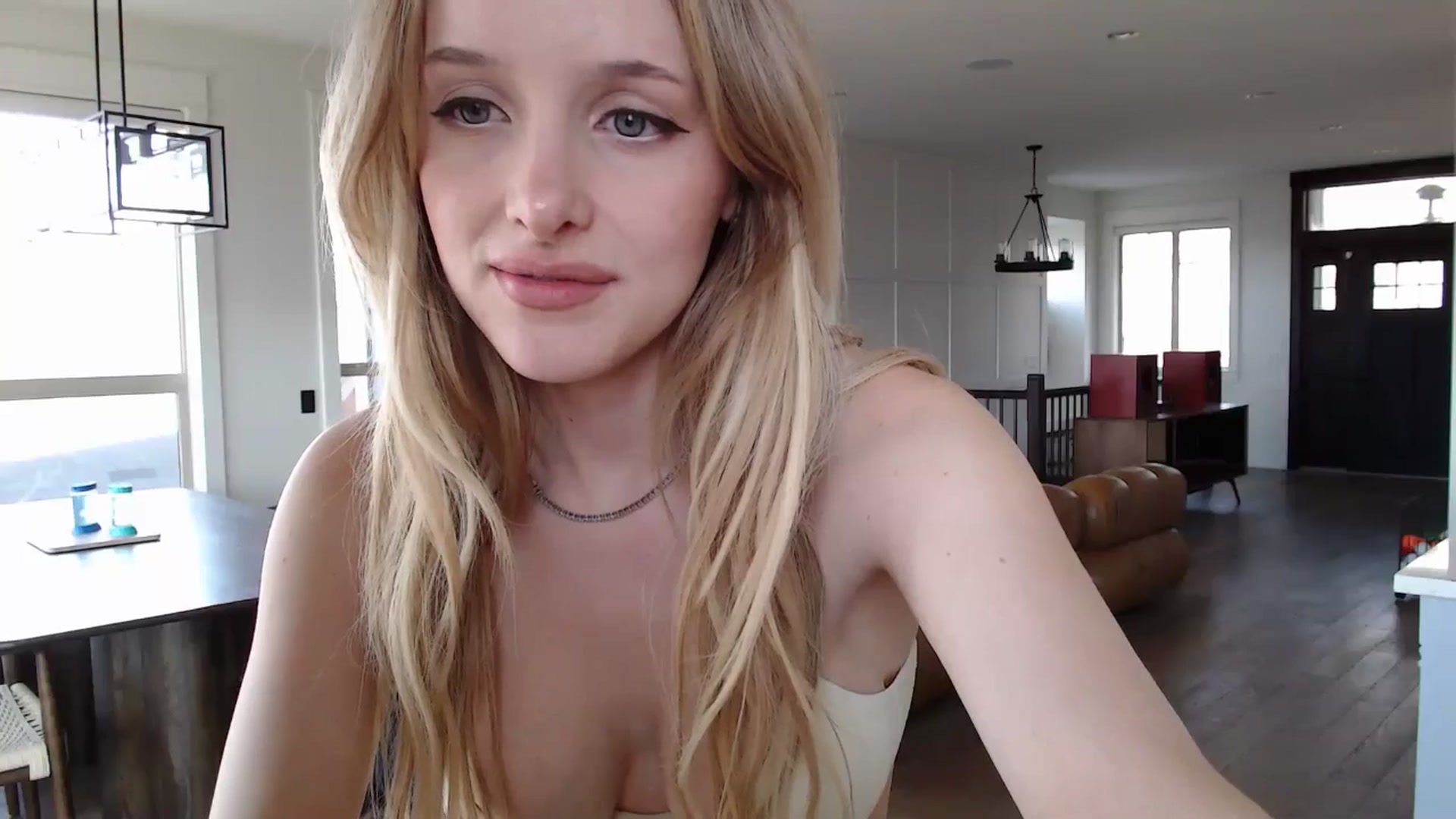 Gallery image thumbnail from TexasReed's myfreecams stream on, 01/07/2026, 20:53 image 16 of 20