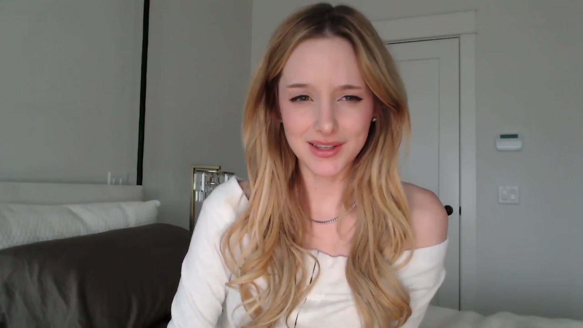 Gallery image thumbnail from TexasReed's myfreecams stream on, 01/21/2026, 23:52 image 13 of 20