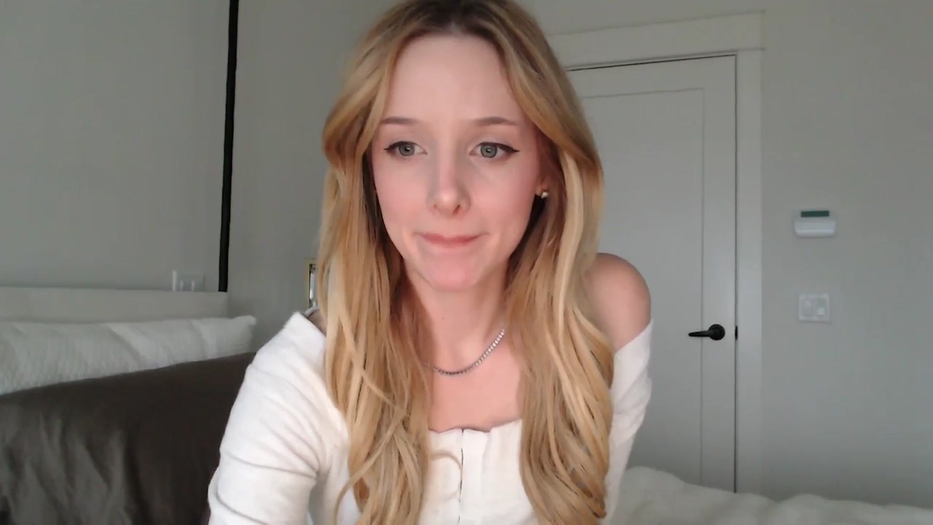 Gallery image thumbnail from TexasReed's myfreecams stream on, 01/21/2026, 23:52 image 11 of 20