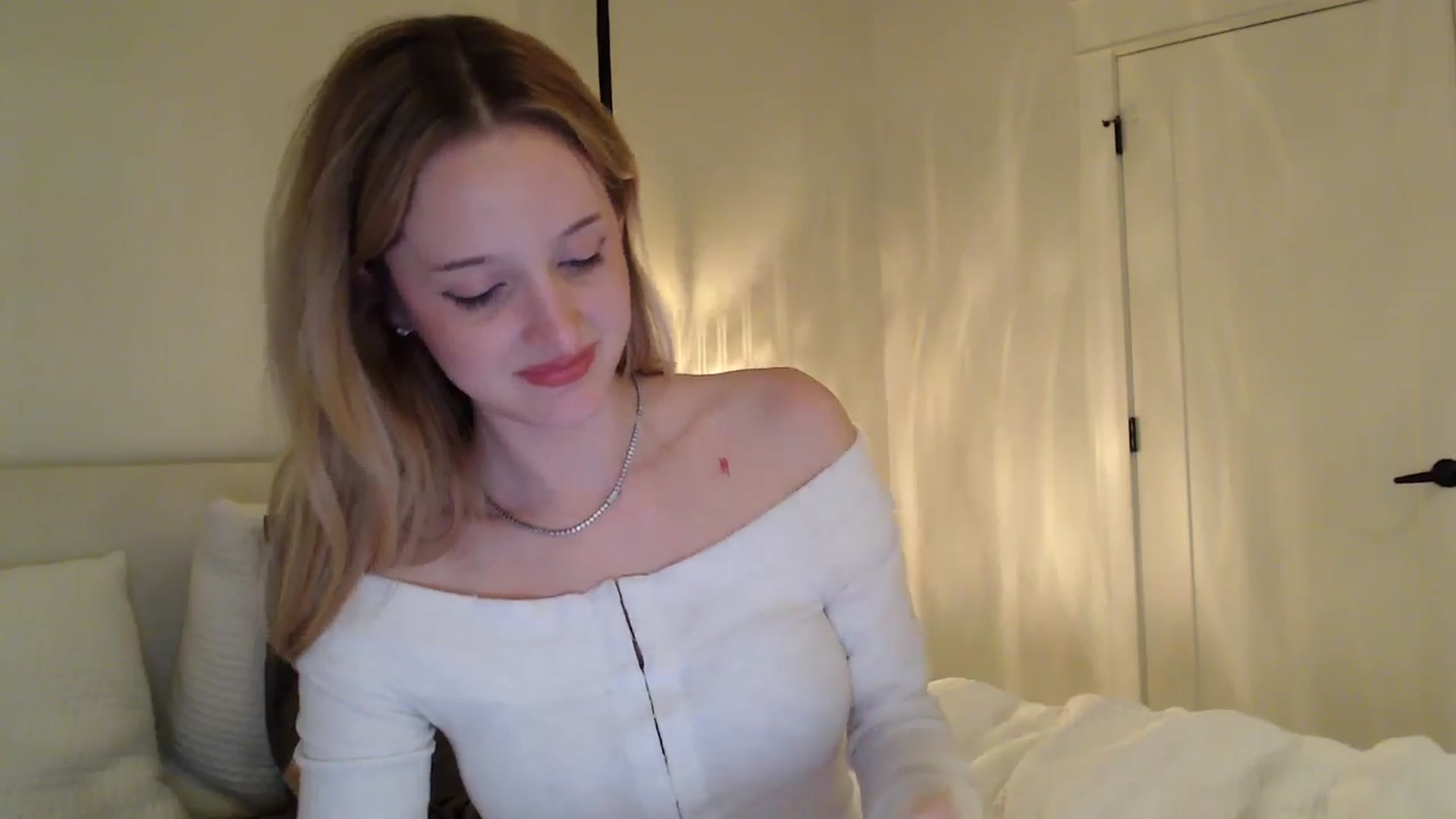 Gallery image thumbnail from TexasReed's myfreecams stream on, 01/22/2026, 08:43 image 19 of 20