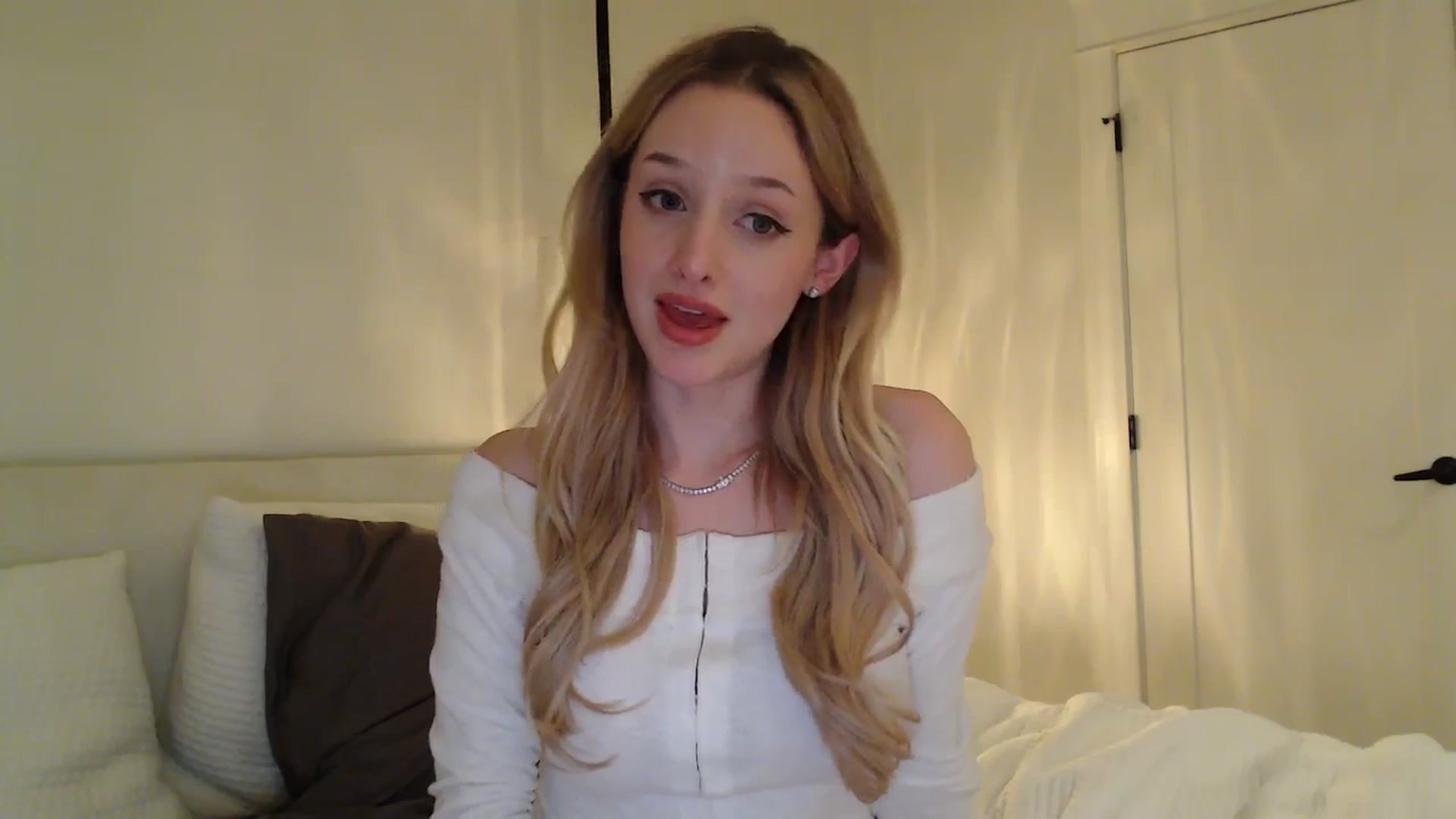 Gallery image thumbnail from TexasReed's myfreecams stream on, 01/22/2026, 08:43 image 17 of 20