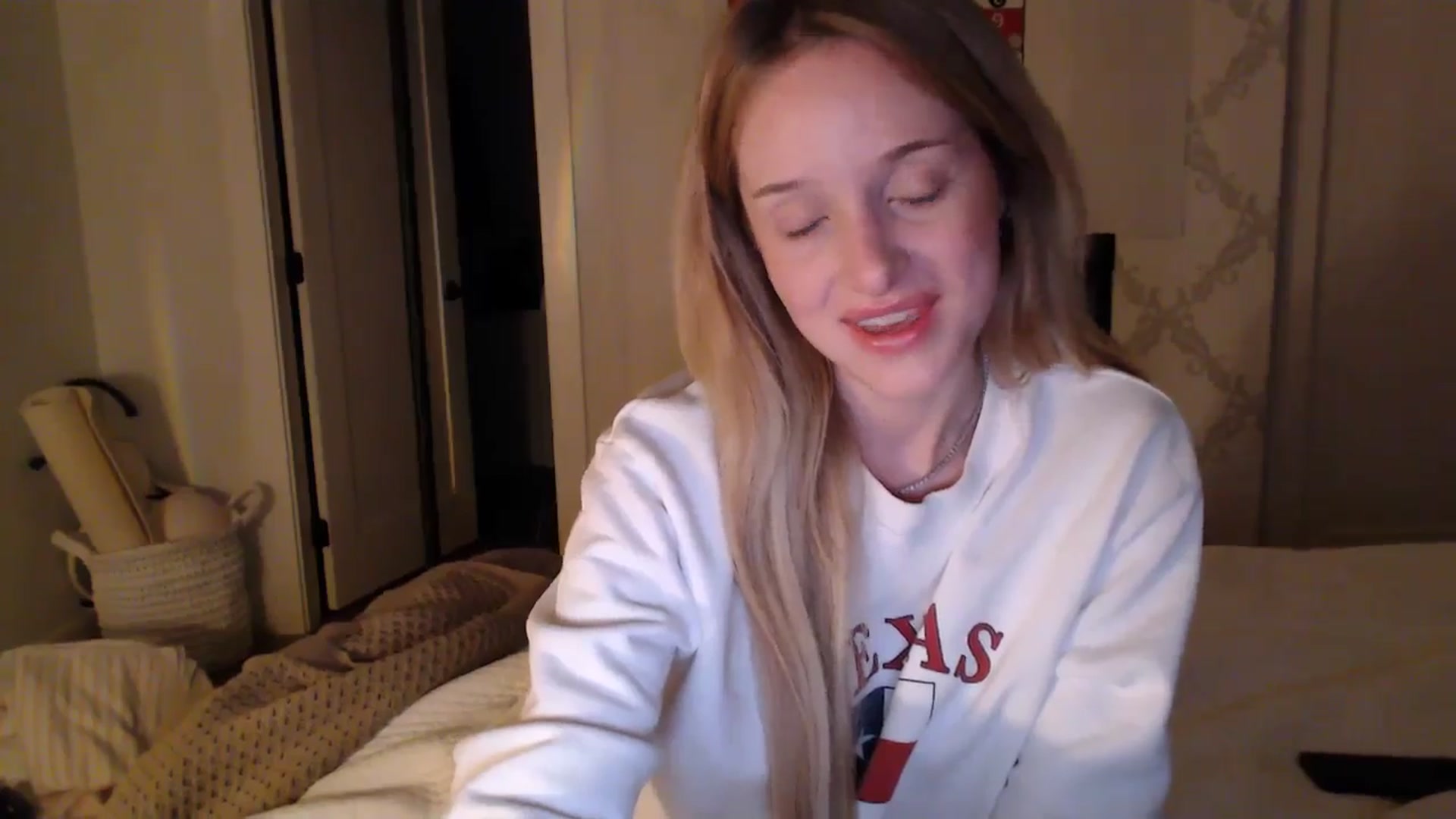 Gallery image thumbnail from TexasReed's myfreecams stream on, 01/28/2026, 06:54 image 6 of 20