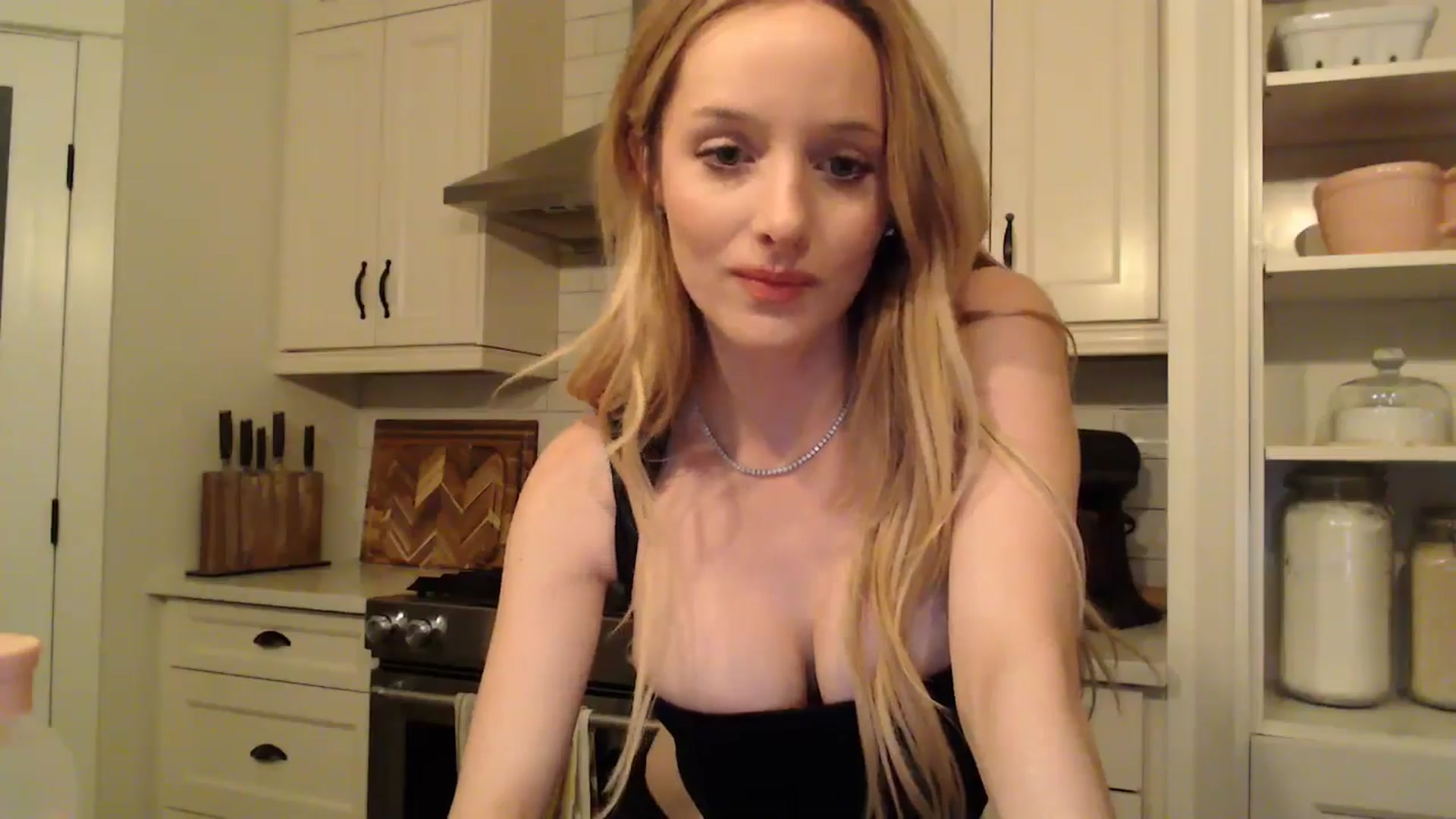 Gallery image thumbnail from TexasReed's myfreecams stream on, 01/31/2026, 09:02 image 16 of 20