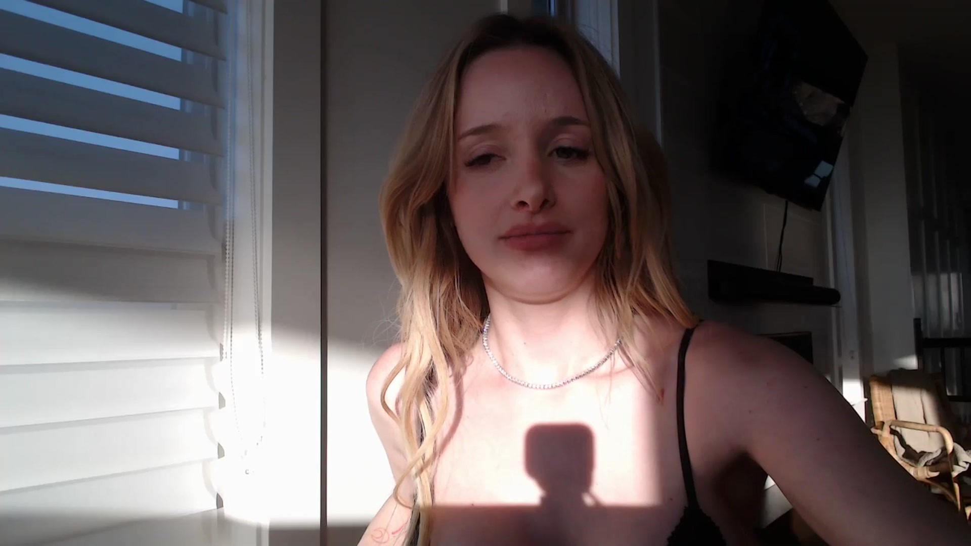 Gallery image thumbnail from TexasReed's myfreecams stream on, 02/12/2026, 24:00 image 14 of 20