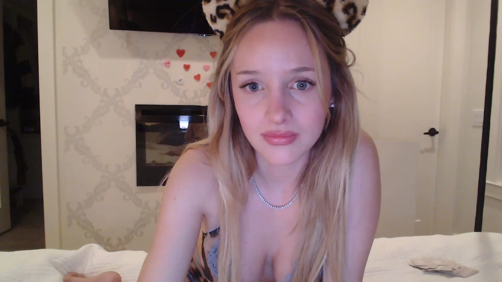Gallery image thumbnail from TexasReed's myfreecams stream on, 02/15/2026, 07:27 image 14 of 20