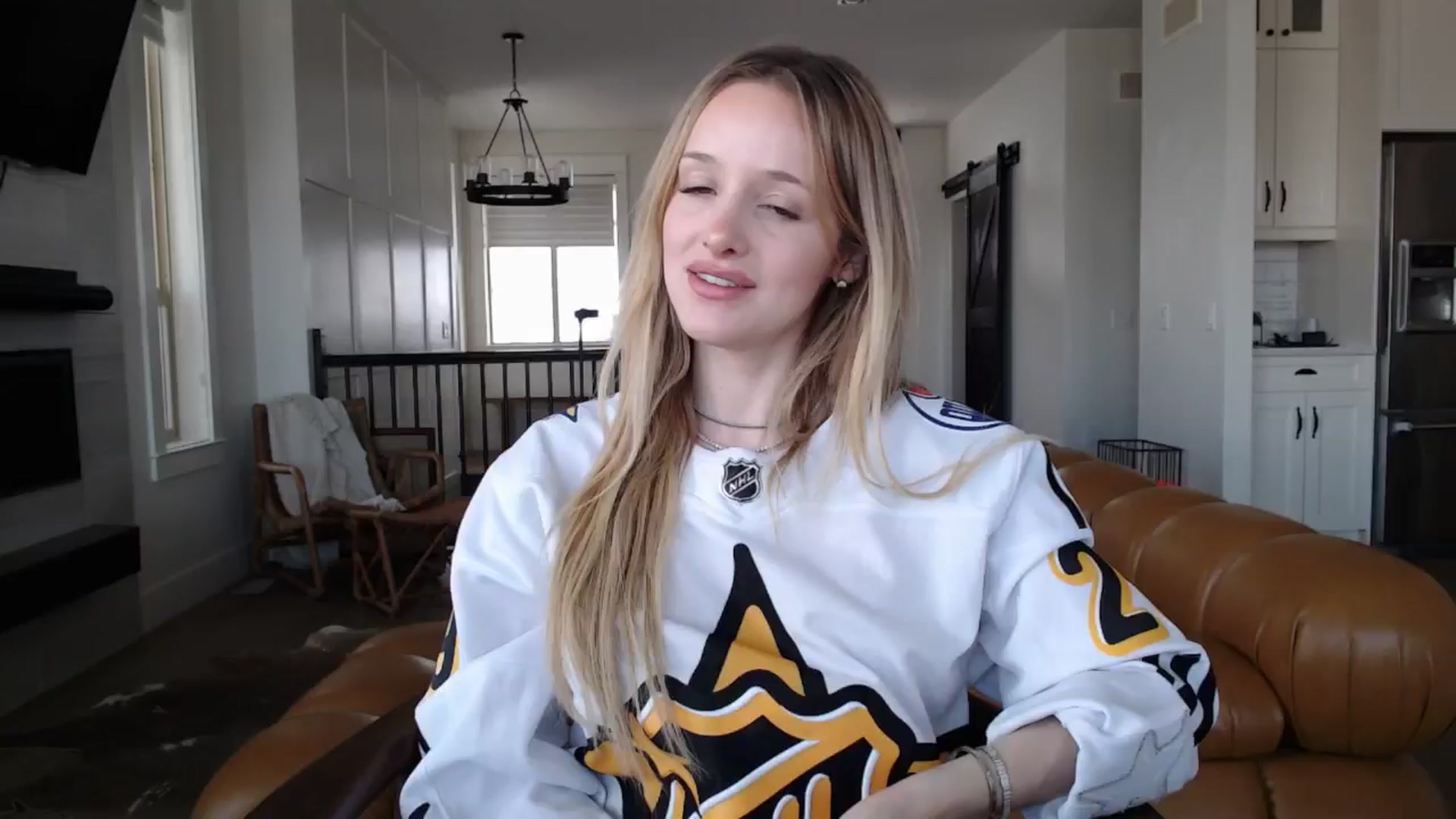 Gallery image thumbnail from TexasReed's myfreecams stream on, 02/17/2026, 19:59 image 2 of 20