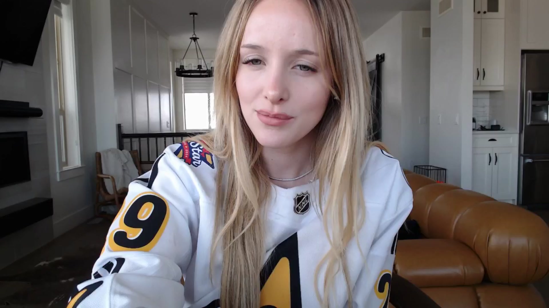 Gallery image thumbnail from TexasReed's myfreecams stream on, 02/17/2026, 19:59 image 4 of 20