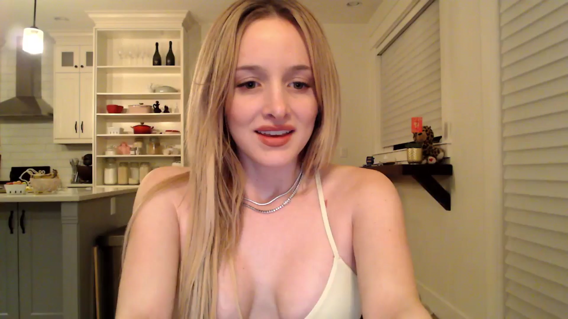Gallery image thumbnail from TexasReed's myfreecams stream on, 02/18/2026, 05:56 image 4 of 20