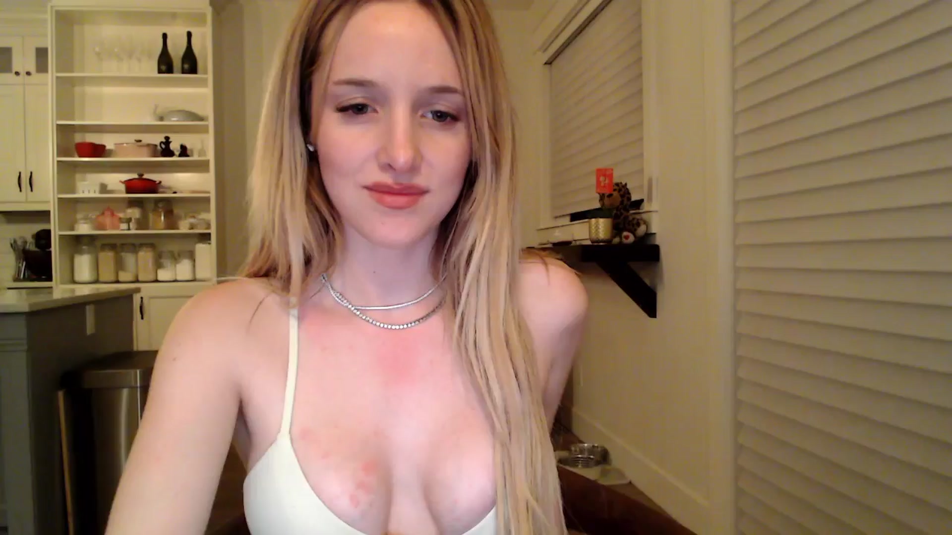 Gallery image thumbnail from TexasReed's myfreecams stream on, 02/18/2026, 06:31 image 5 of 20