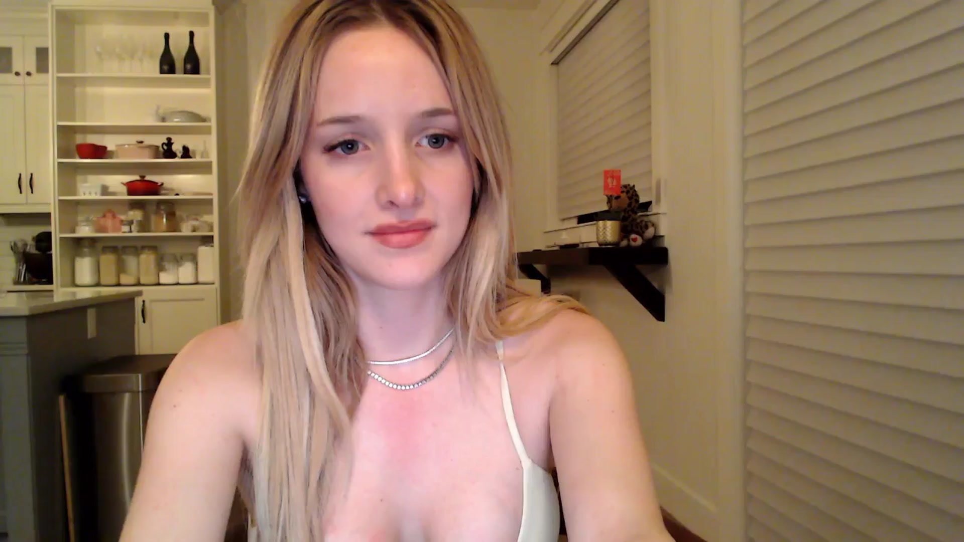 Gallery image thumbnail from TexasReed's myfreecams stream on, 02/18/2026, 06:31 image 3 of 20