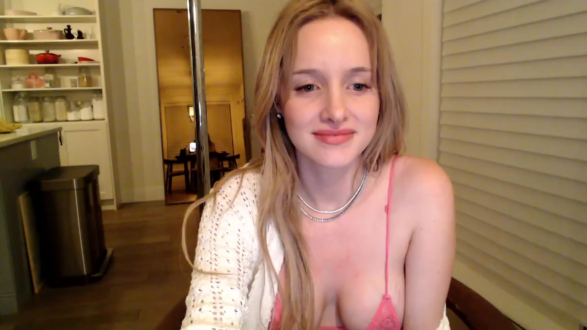 Gallery image thumbnail from TexasReed's myfreecams stream on, 02/26/2026, 07:16 image 17 of 20