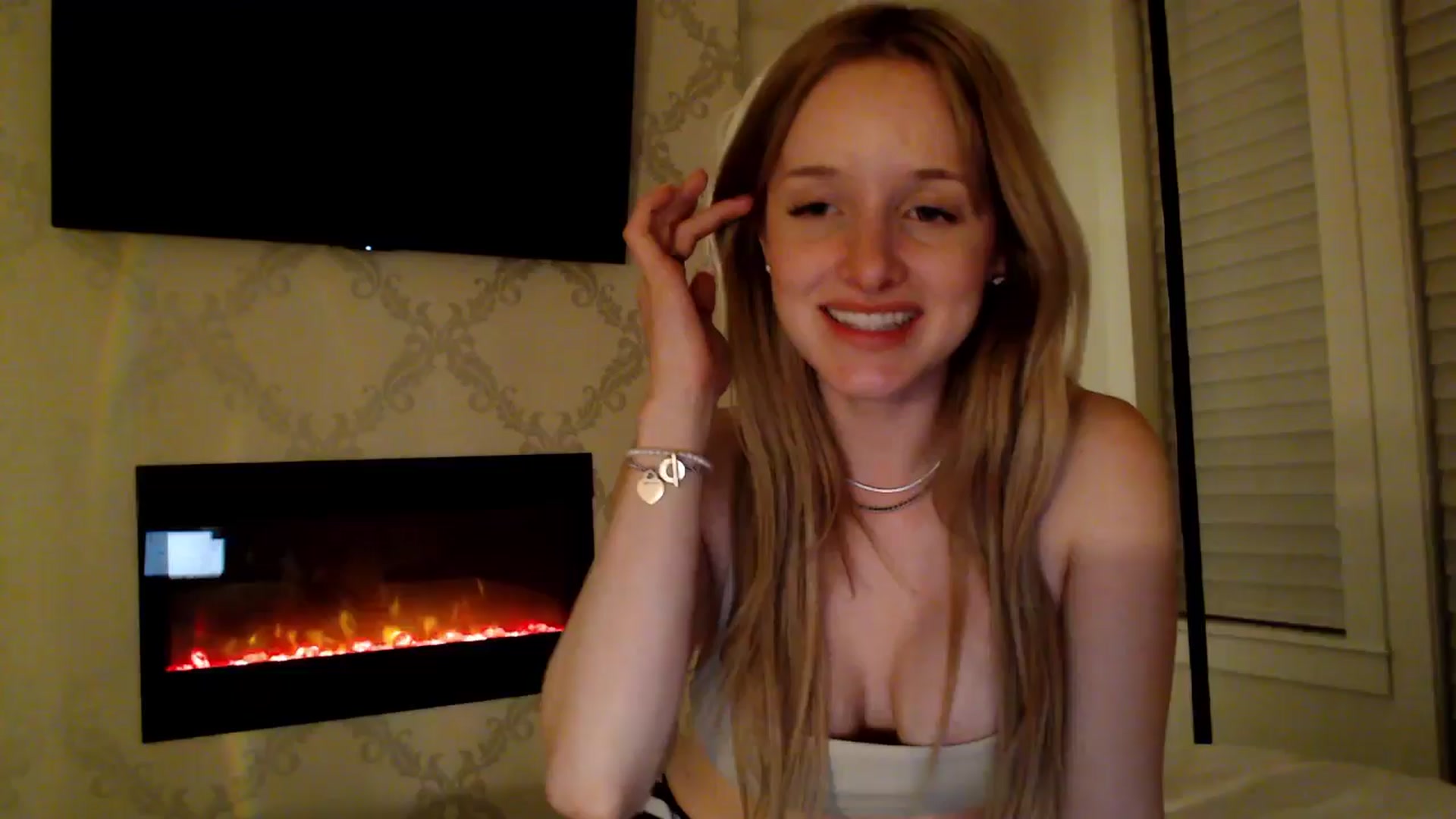 Gallery image thumbnail from TexasReed's myfreecams stream on, 02/28/2026, 08:57 image 18 of 20