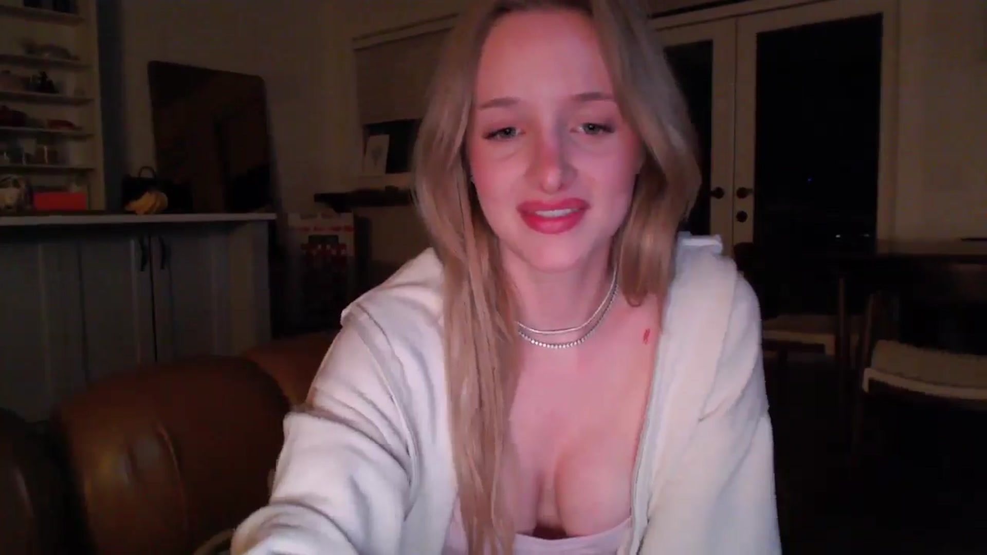 Gallery image thumbnail from TexasReed's myfreecams stream on, 03/01/2026, 07:55 image 8 of 20