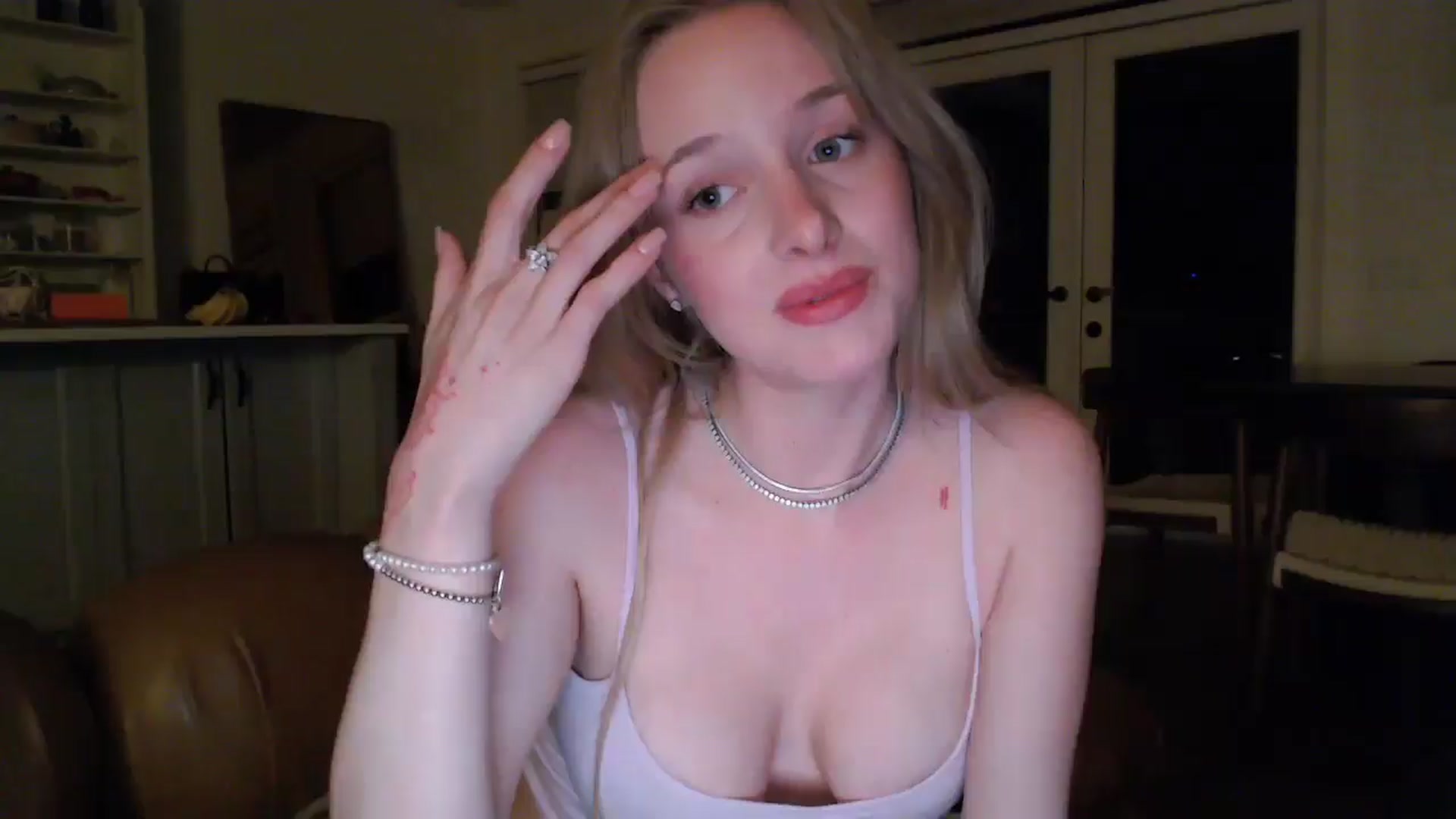 Gallery image thumbnail from TexasReed's myfreecams stream on, 03/01/2026, 07:55 image 6 of 20
