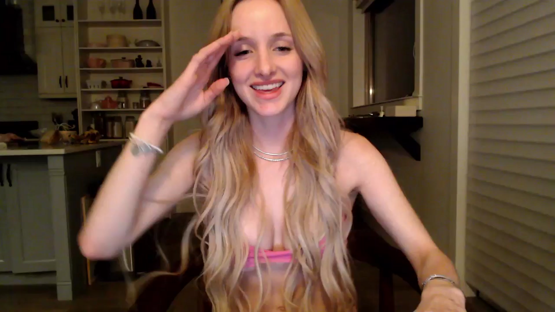 Gallery image thumbnail from TexasReed's myfreecams stream on, 03/06/2026, 07:56 image 2 of 20
