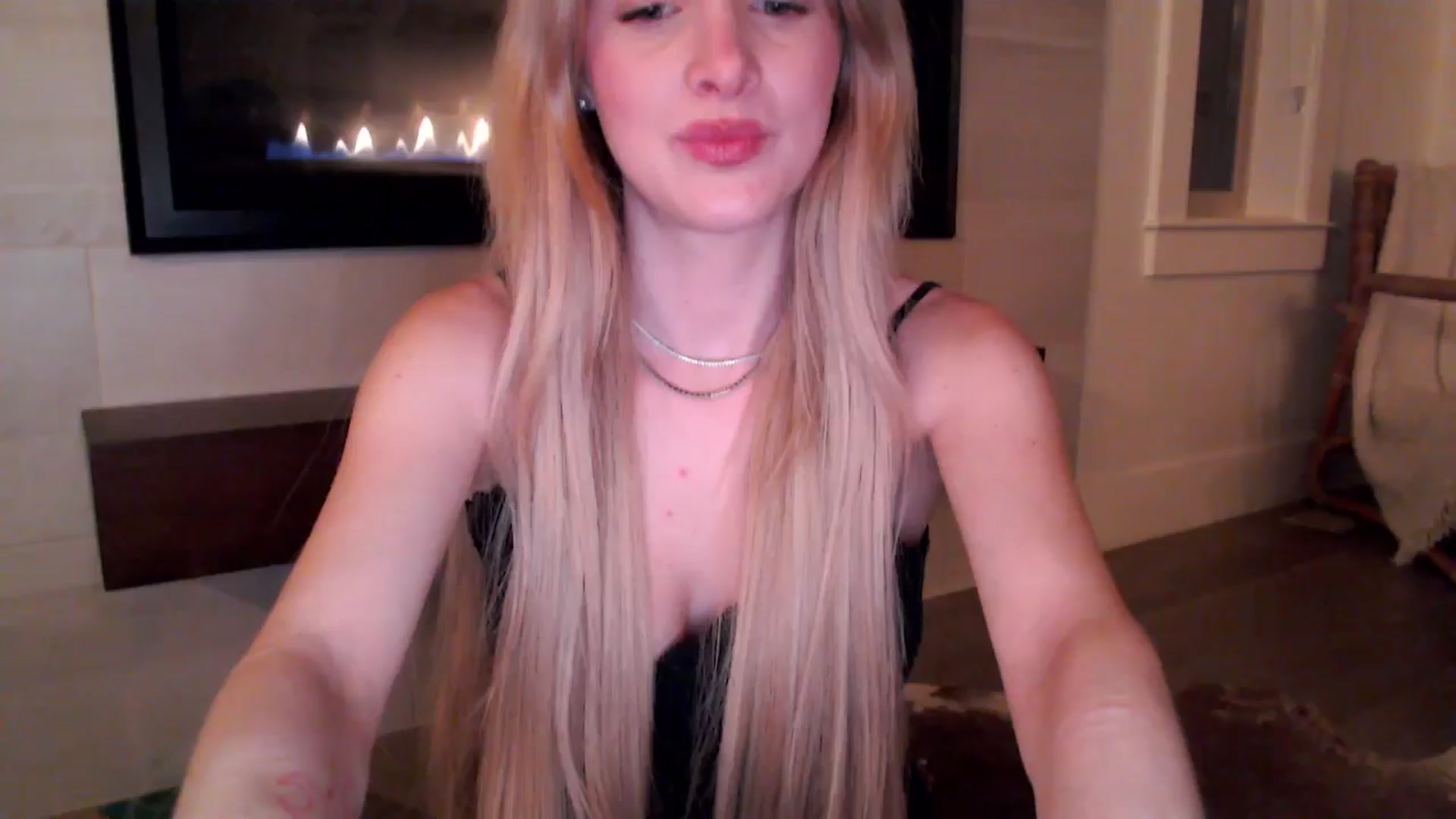 Gallery image thumbnail from TexasReed's myfreecams stream on, 03/10/2026, 06:53 image 2 of 20