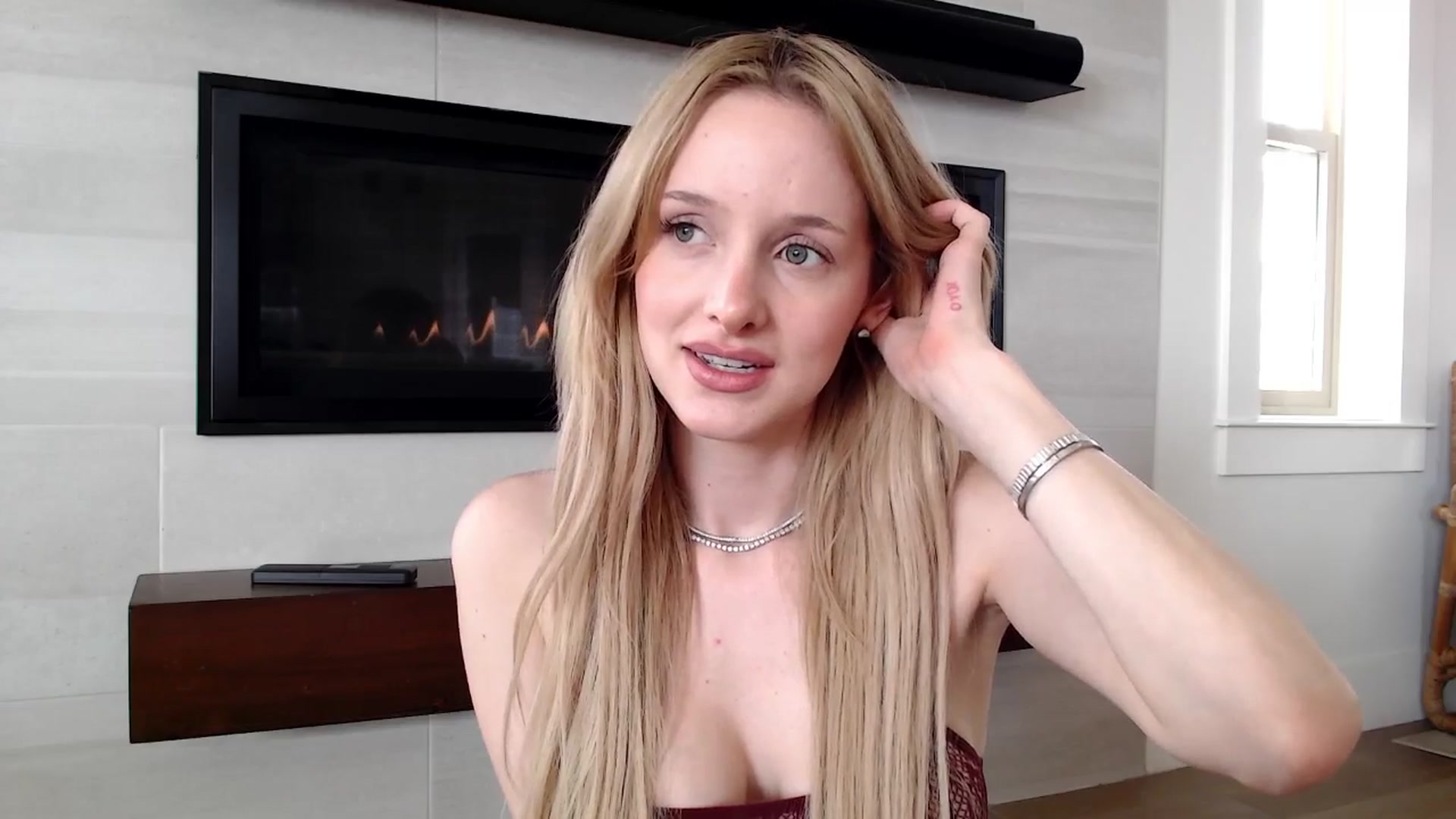 Gallery image thumbnail from TexasReed's myfreecams stream on, 03/10/2026, 21:22 image 14 of 20