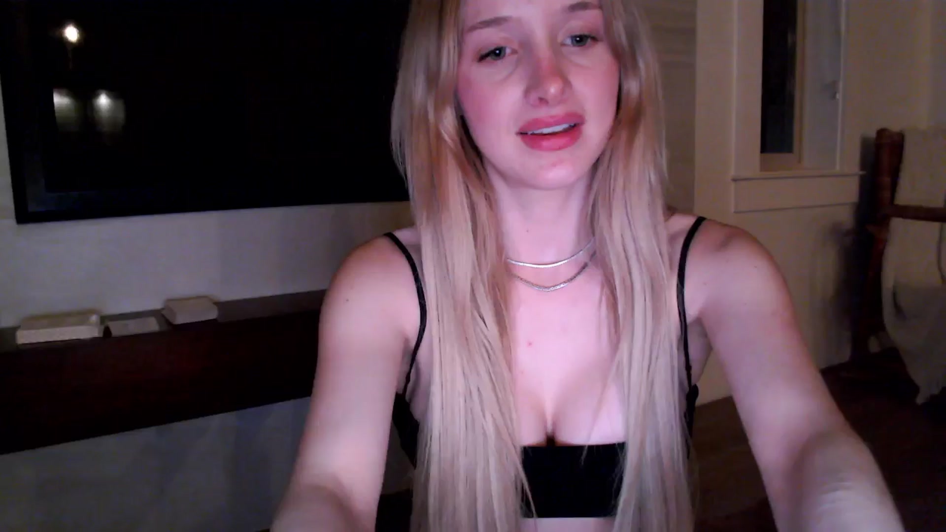 Gallery image thumbnail from TexasReed's myfreecams stream on, 03/11/2026, 07:23 image 1 of 20