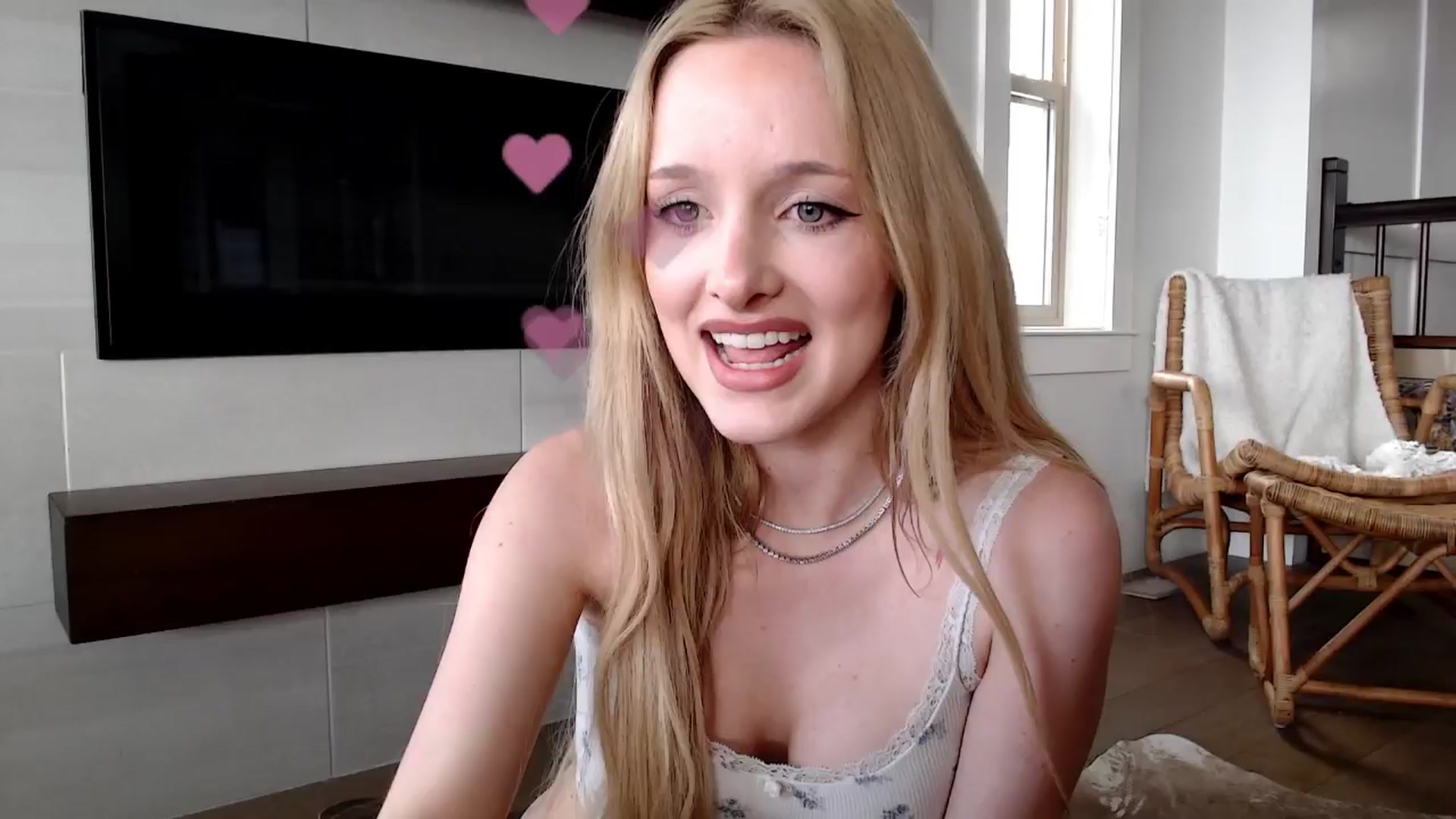 Gallery image thumbnail from TexasReed's myfreecams stream on, 03/19/2026, 21:45 image 2 of 20