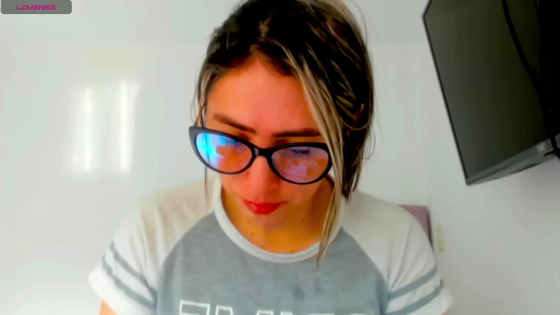 Gallery image thumbnail from ThBella's myfreecams stream on, 03/15/2025, 14:26 image 1 of 20