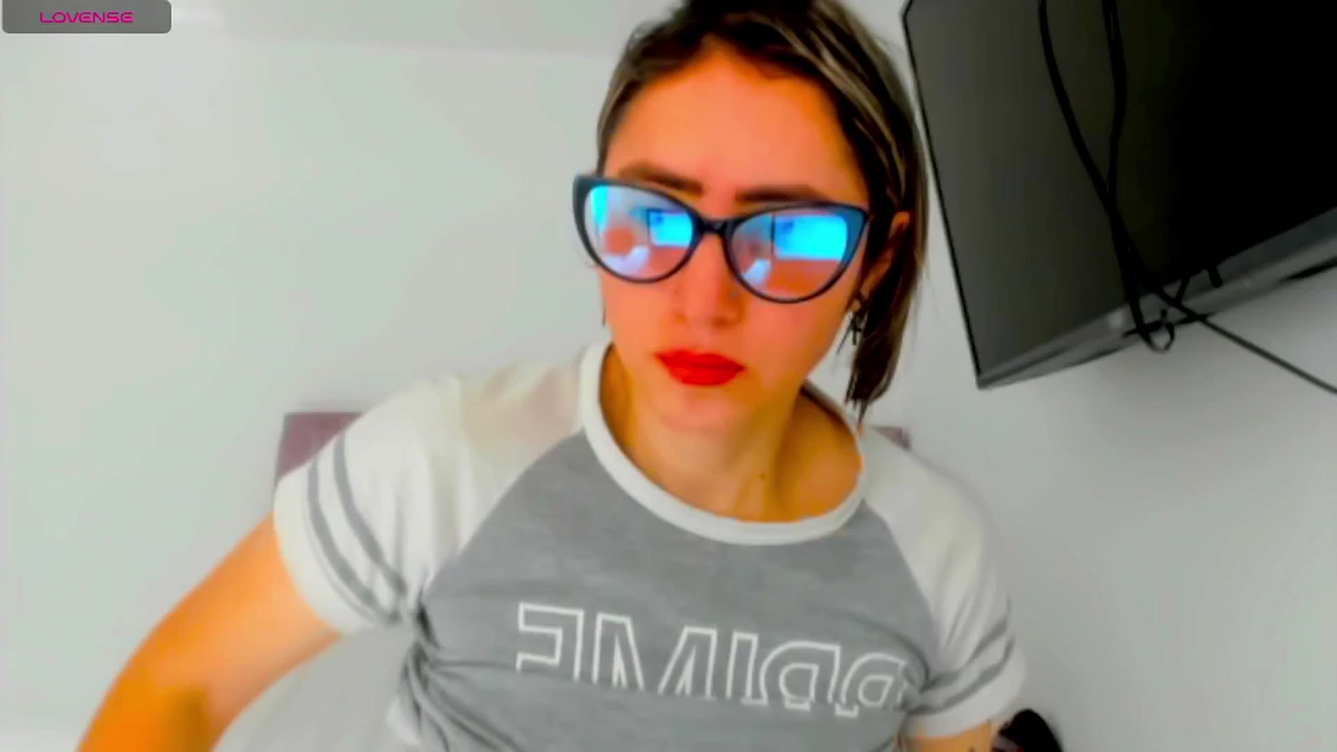Gallery image thumbnail from ThBella's myfreecams stream on, 03/15/2025, 14:26 image 14 of 20