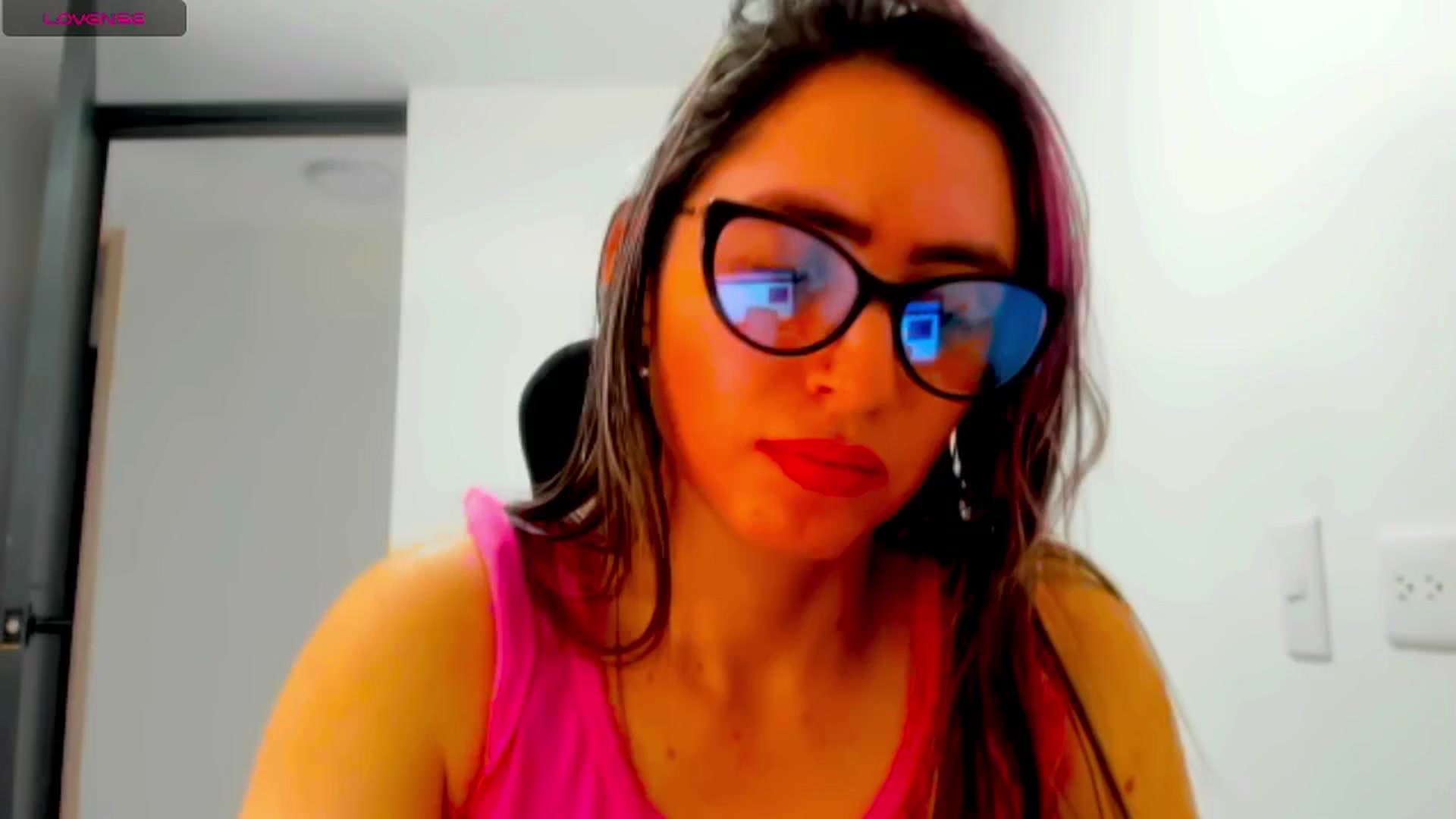 Gallery image thumbnail from ThBella's myfreecams stream on, 03/24/2025, 16:16 image 13 of 20