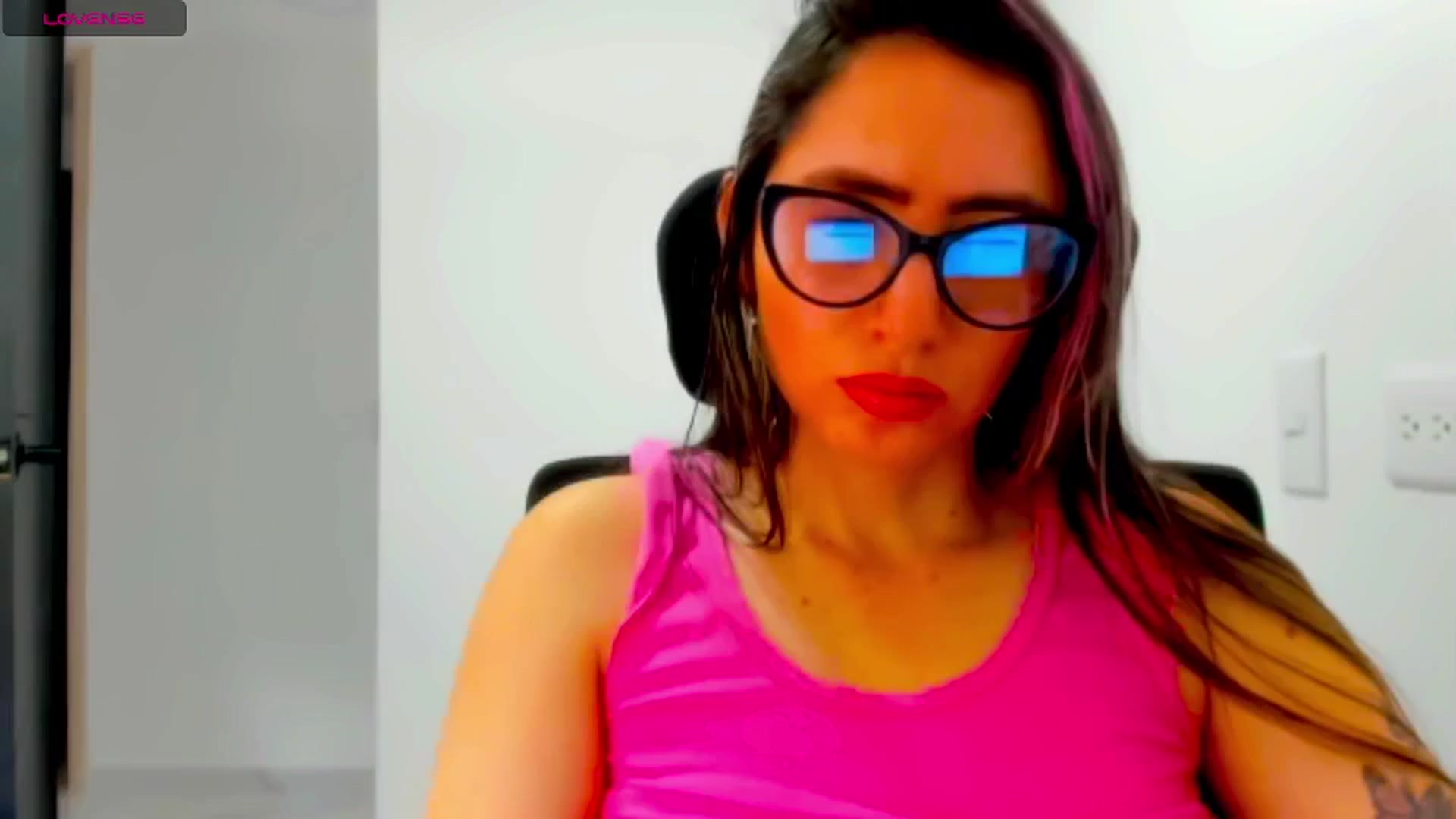 Gallery image thumbnail from ThBella's myfreecams stream on, 03/24/2025, 16:16 image 8 of 20