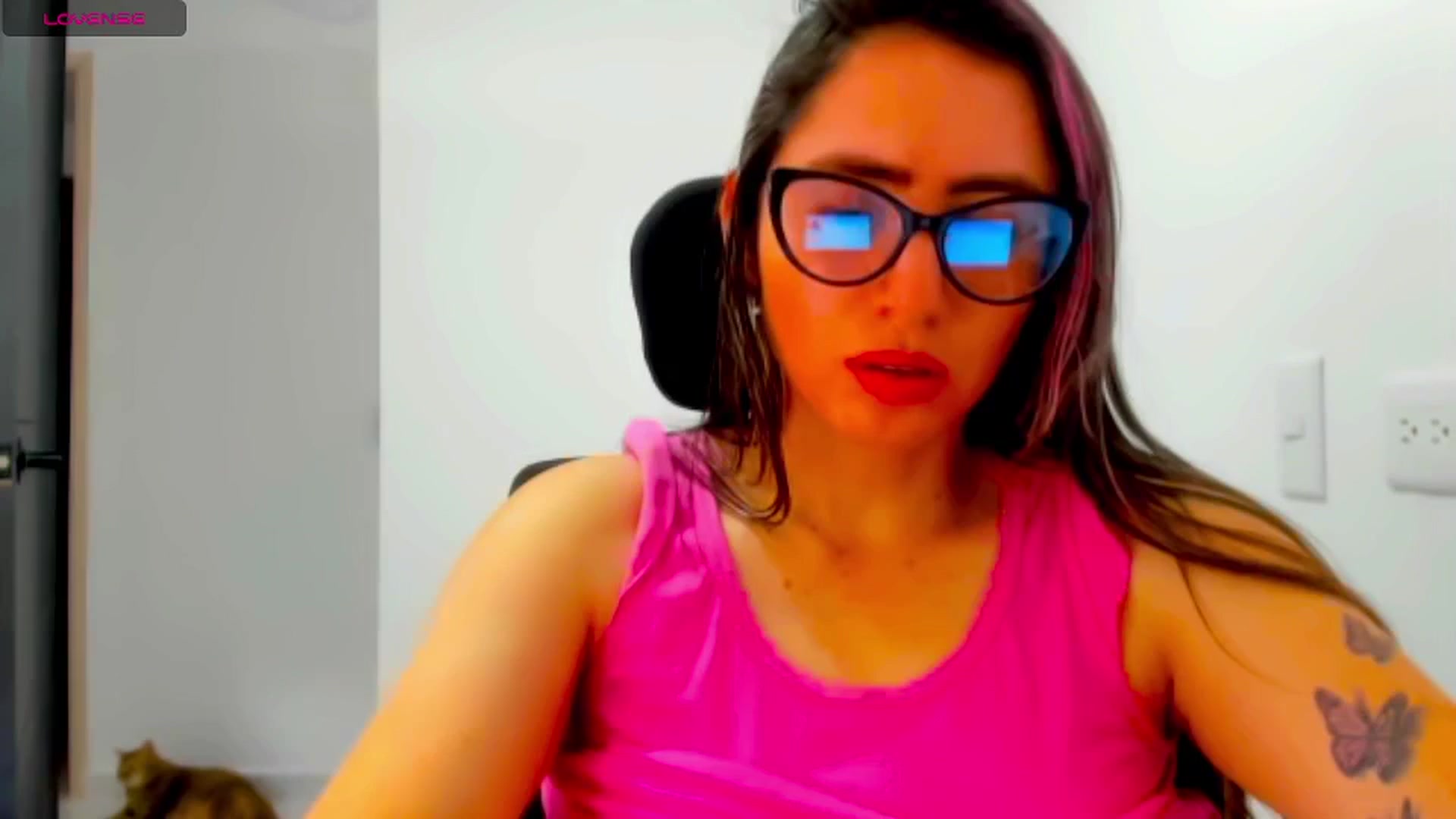 Gallery image thumbnail from ThBella's myfreecams stream on, 03/24/2025, 16:16 image 5 of 20
