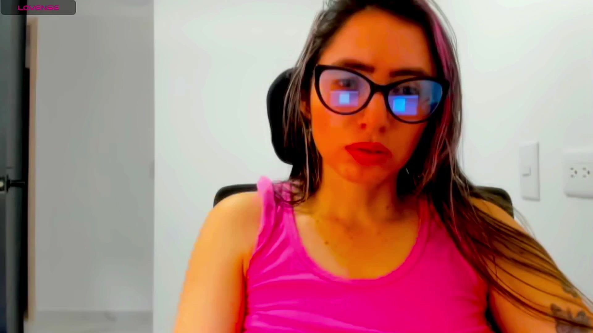 Gallery image thumbnail from ThBella's myfreecams stream on, 03/24/2025, 16:16 image 9 of 20