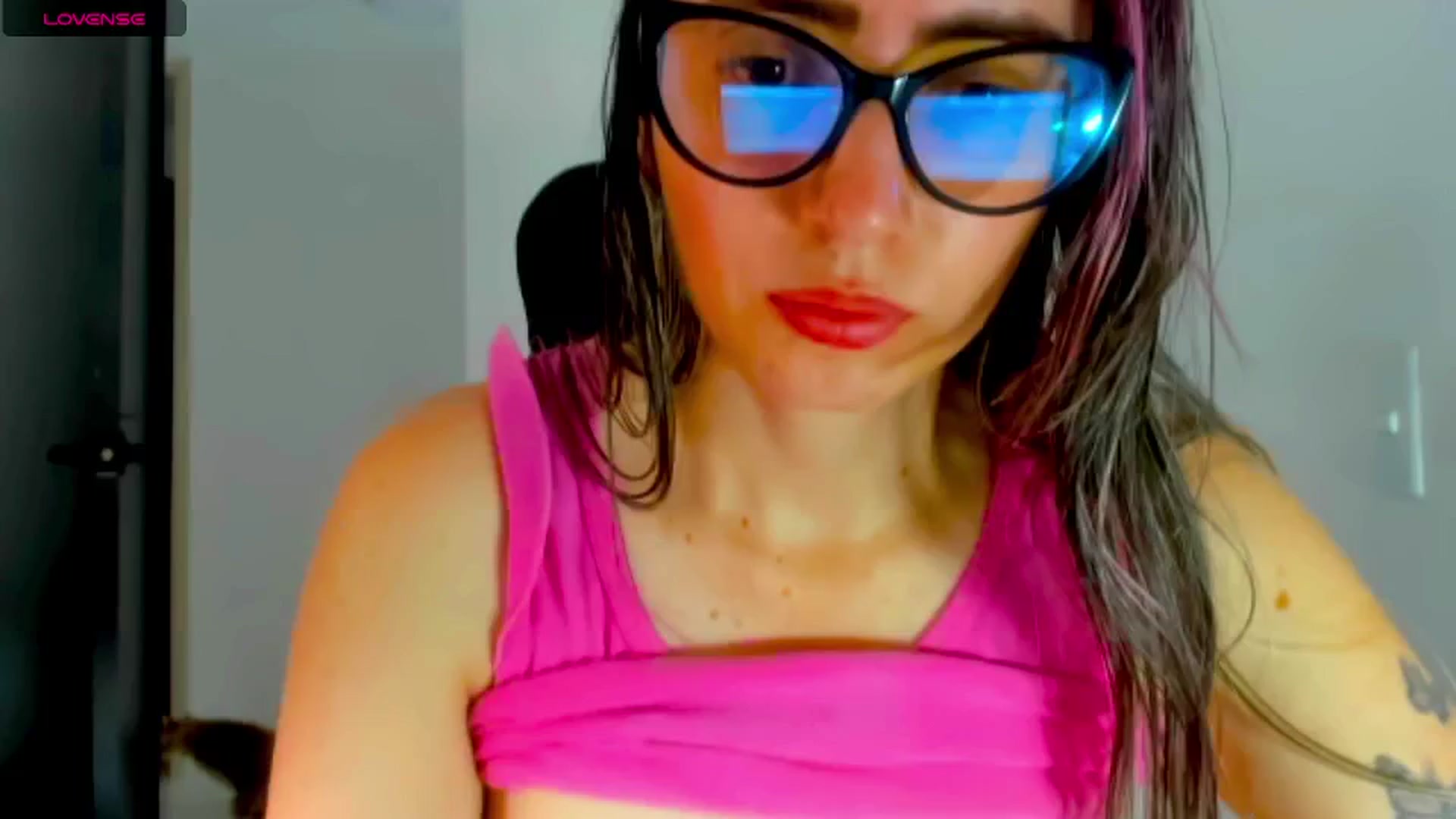 Gallery image thumbnail from ThBella's myfreecams stream on, 03/24/2025, 16:16 image 2 of 20