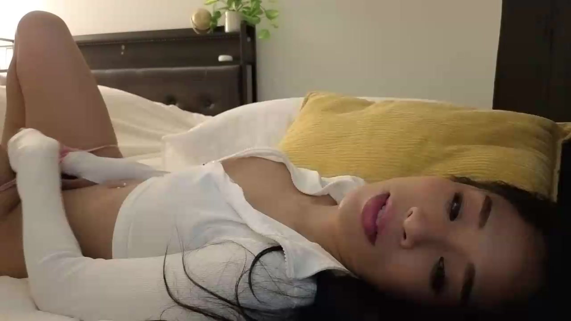 Gallery image thumbnail from Thaispice's myfreecams stream on, 06/09/2026, 20:10 image 12 of 20