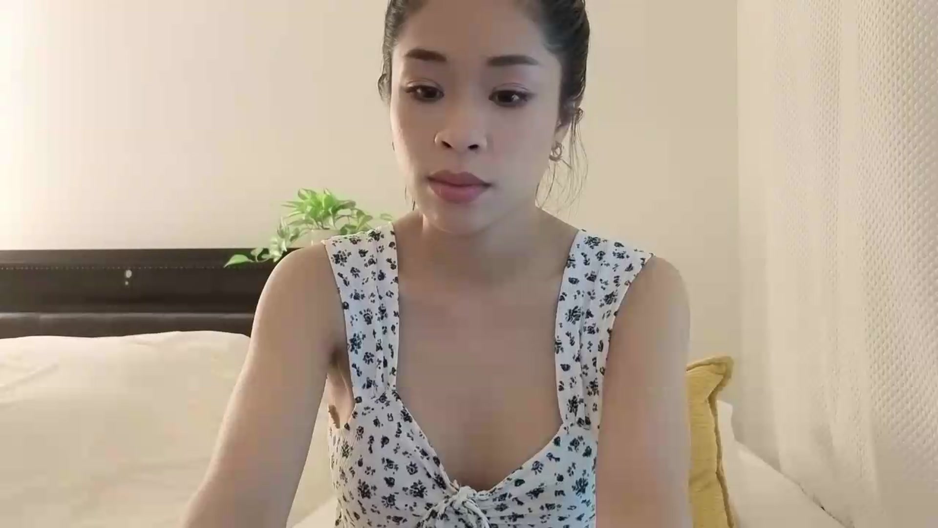Gallery image thumbnail from Thaispice's myfreecams stream on, 07/07/2026, 24:55 image 6 of 20
