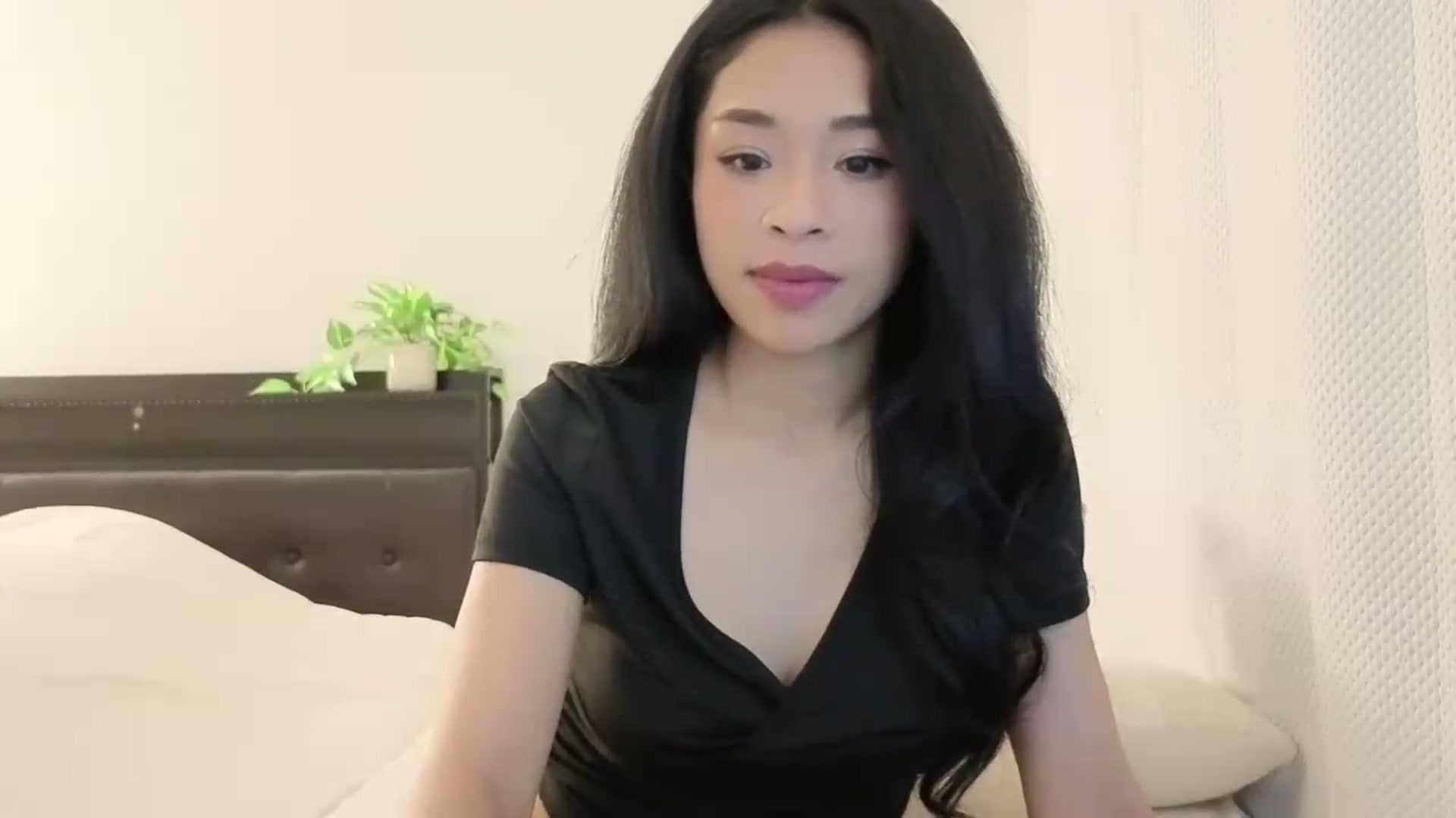 Gallery image thumbnail from Thaispice's myfreecams stream on, 07/20/2026, 23:17 image 6 of 20