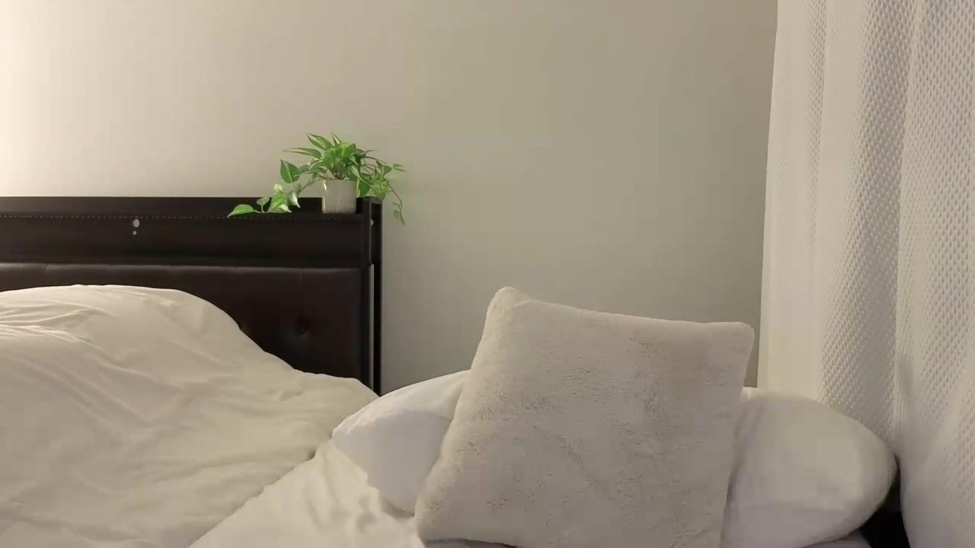 Gallery image thumbnail from Thaispice's myfreecams stream on, 07/27/2026, 02:26 image 18 of 20