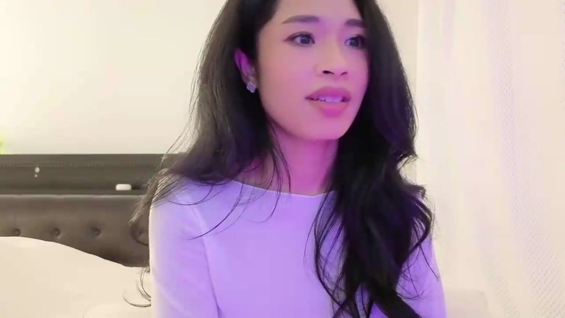 Gallery image thumbnail from Thaispice's myfreecams stream on, 08/01/2026, 24:49 image 3 of 20